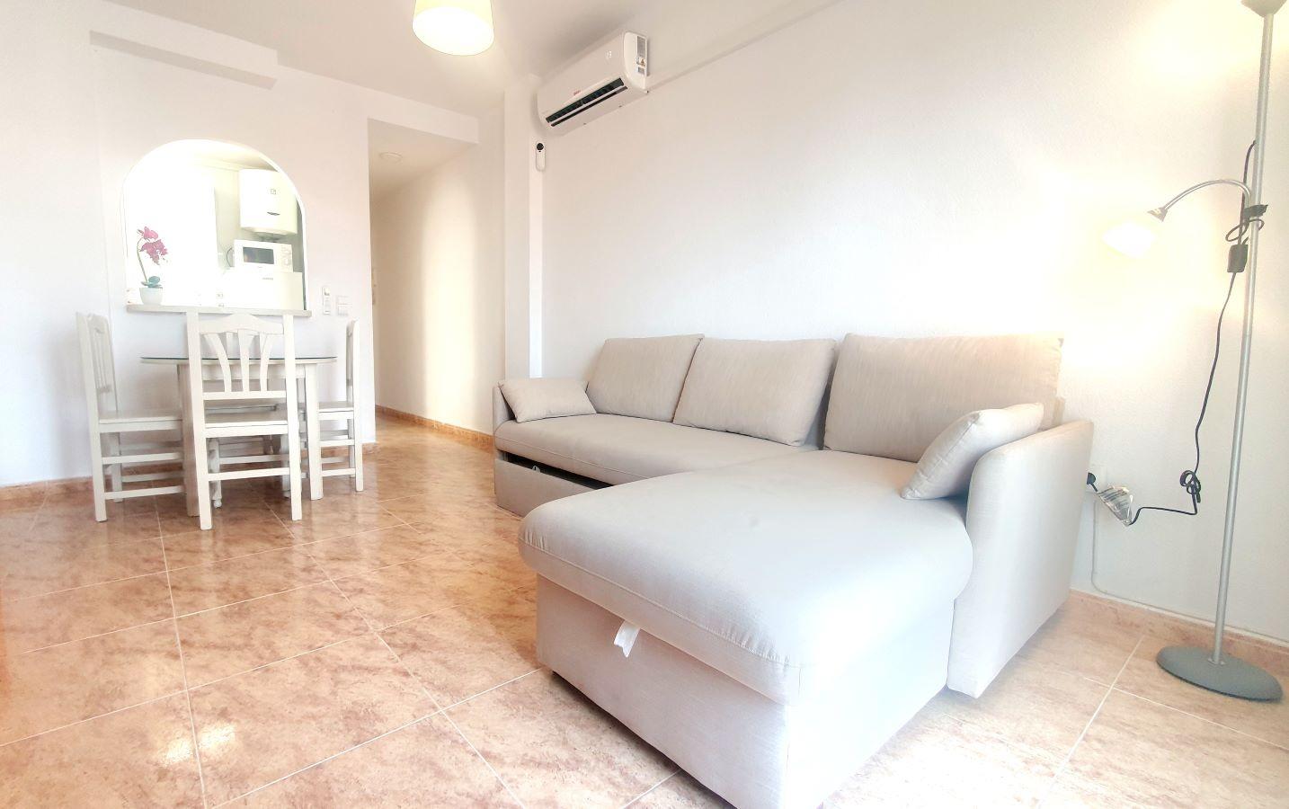 Huoneisto Torrevieja, Alicante, Espanja 1 makuuhuone, 59 m2 No. 184451