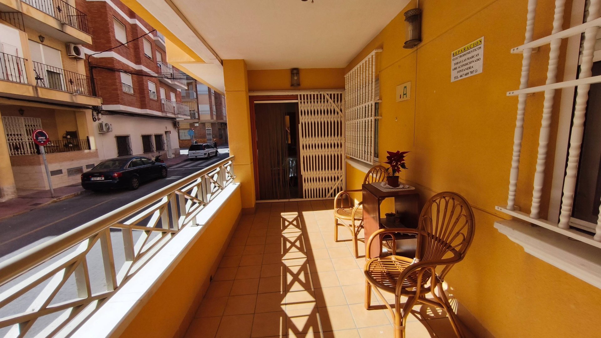 Apartment à Torrevieja, Alicante, Espagne 4 chambres, 120 m2 No. 184450