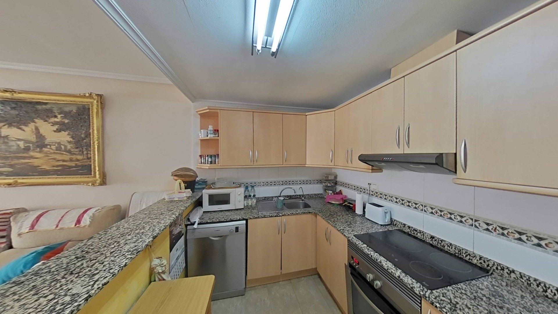 Apartment à Torrevieja, Alicante, Espagne 4 chambres, 120 m2 No. 184450