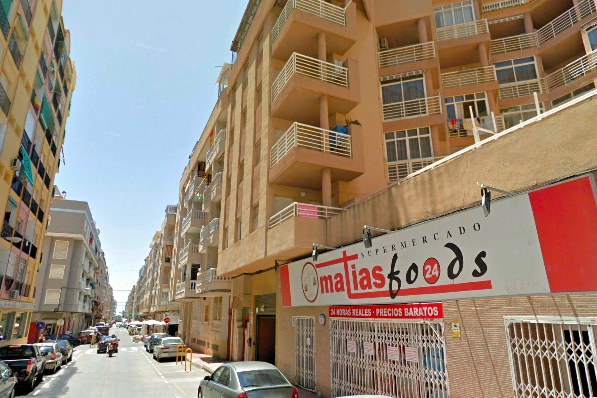 Lägenhet i Torrevieja, Alicante, Spanien 2 sovrum, 82 kvm. Nr. 144573