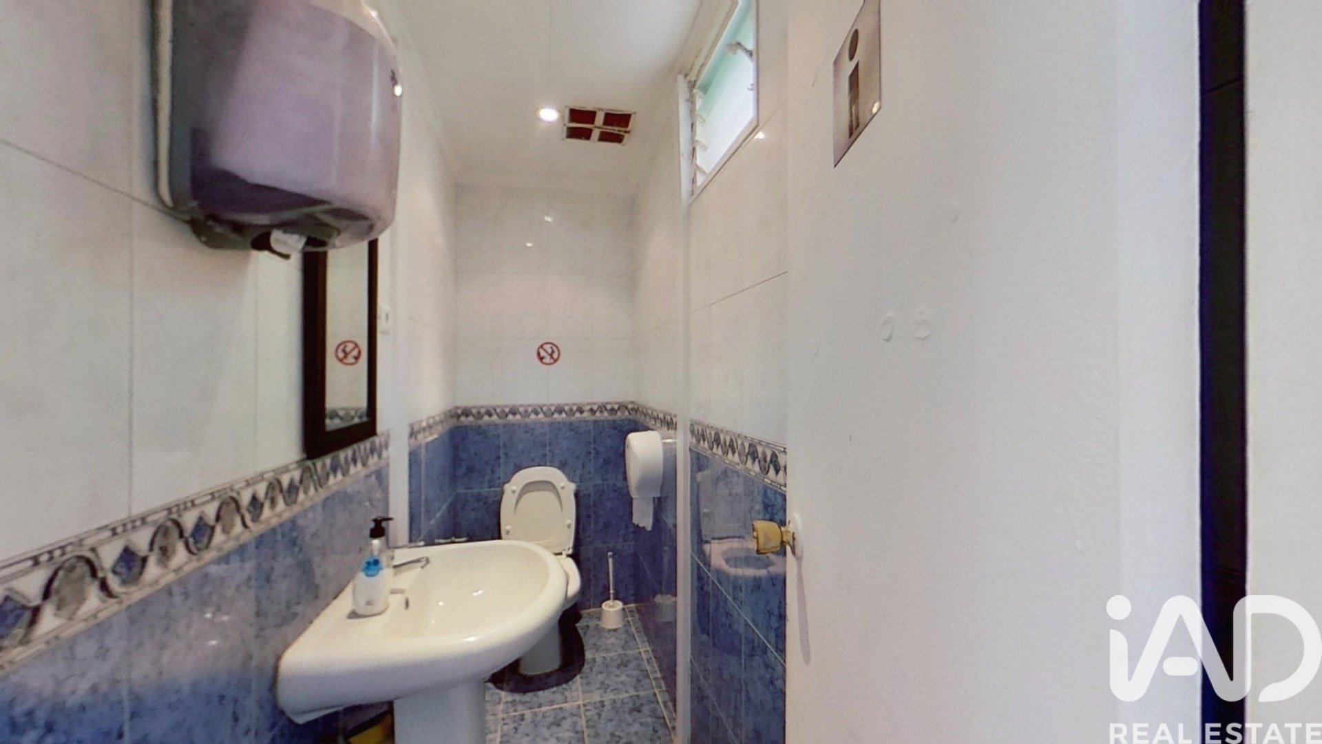 Commercial property à Tortosa, Tarragona, Espagne 139 m2 No. 194384