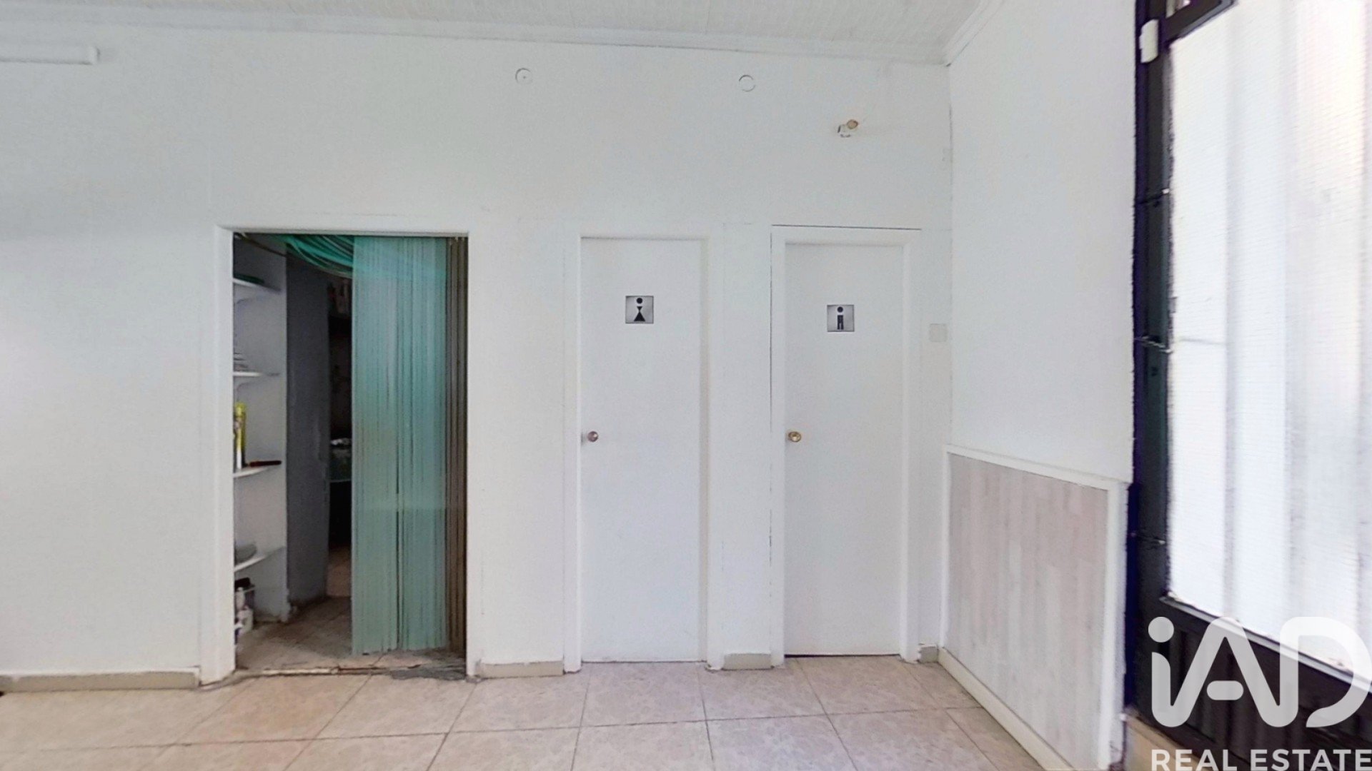 Commercial property à Tortosa, Tarragona, Espagne 139 m2 No. 194384