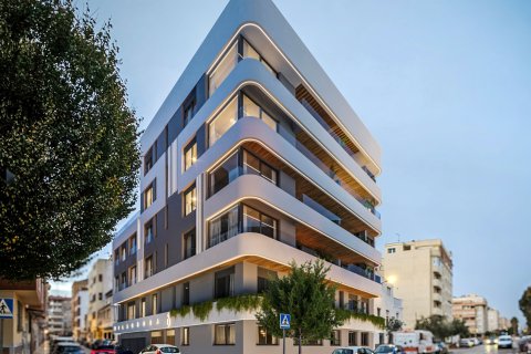 Apartment à Malaga, Espagne 3 chambres, 131 m2 No. 180583