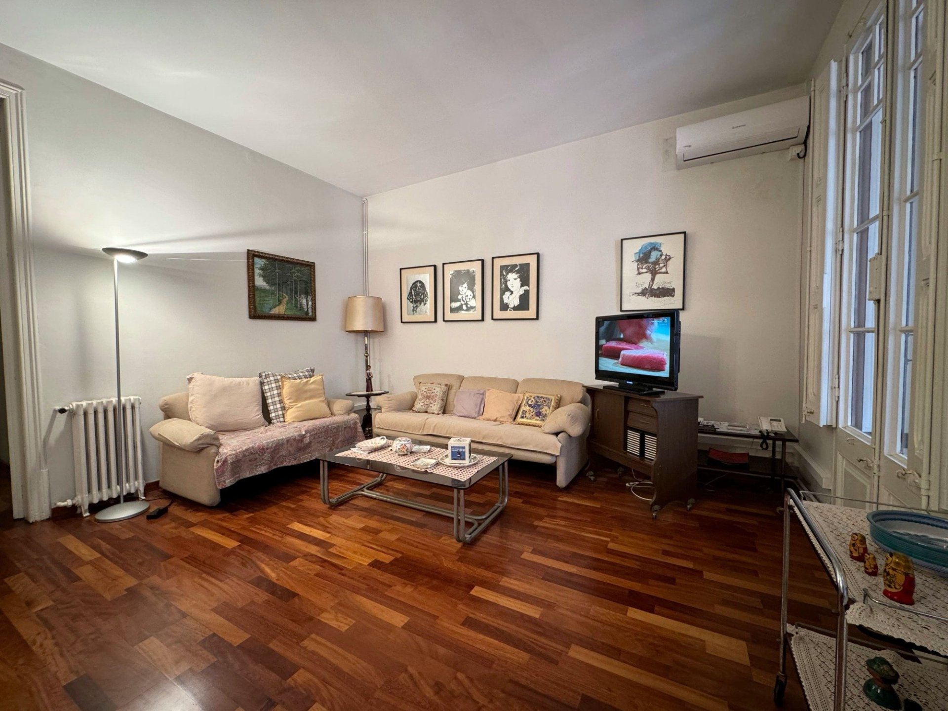 Dzīvoklis Barcelona, Spānijā 5 istabas, 136 m2 Nr. 180529