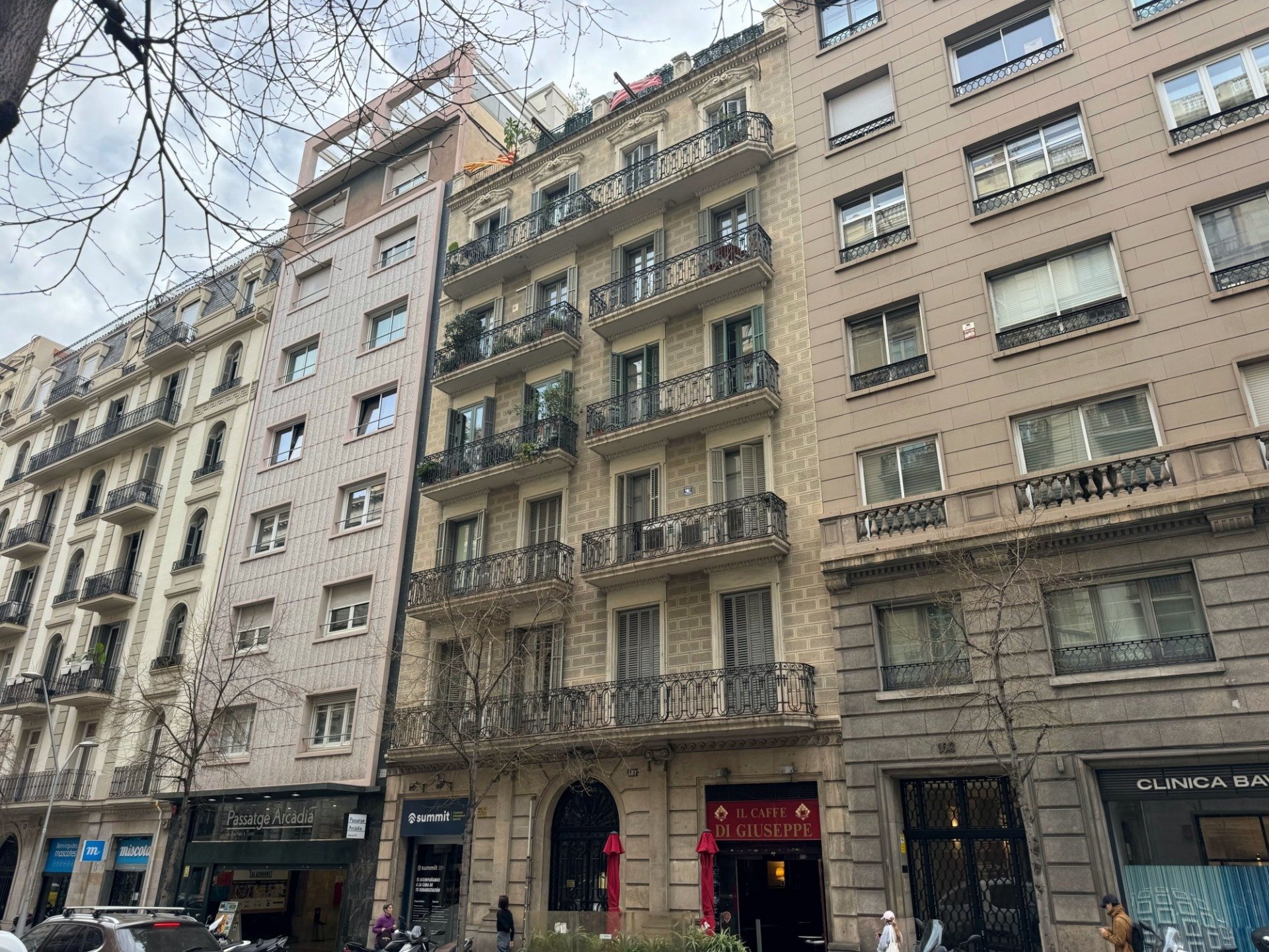 Dzīvoklis Barcelona, Spānijā 5 istabas, 136 m2 Nr. 180529