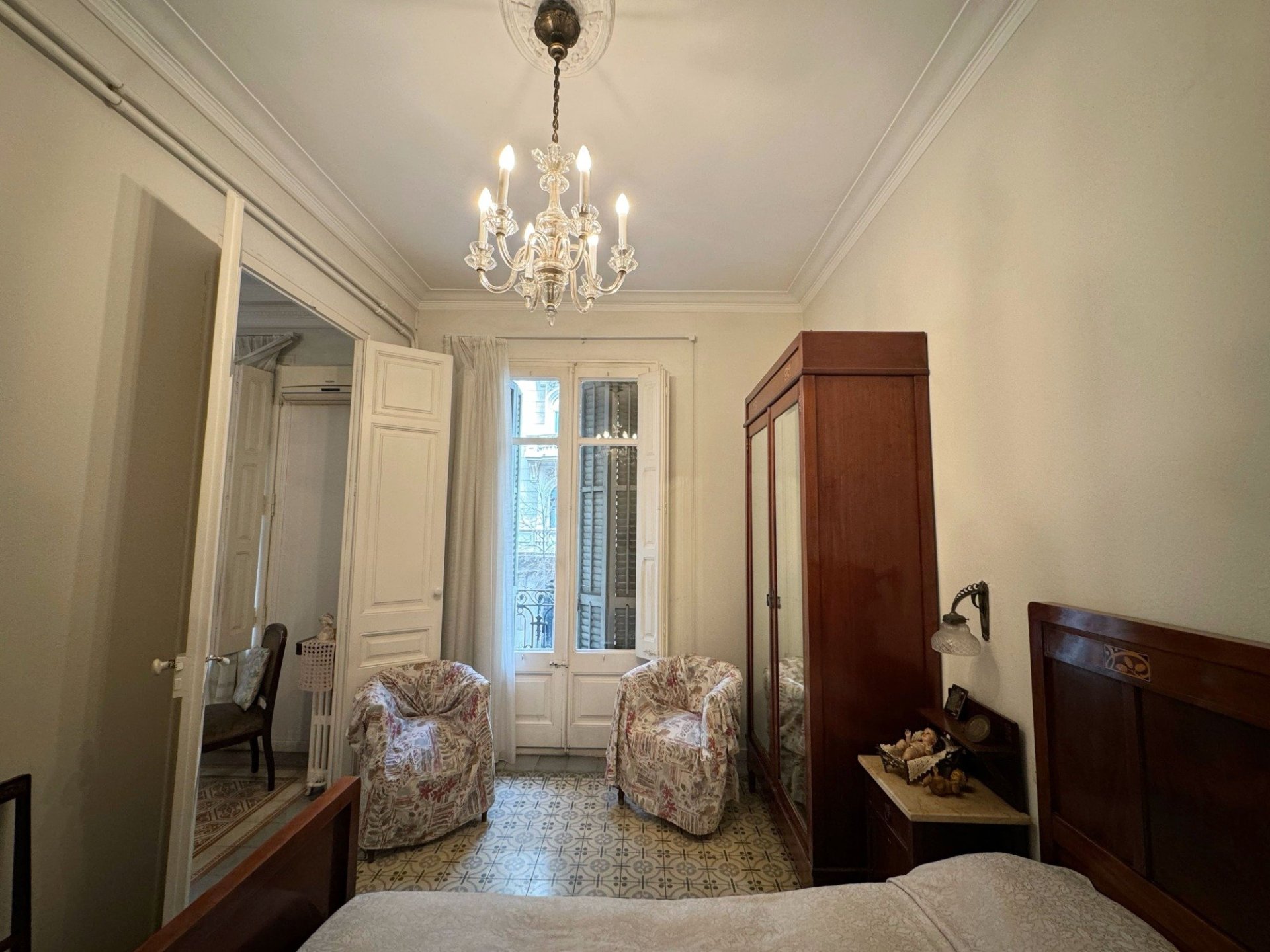Dzīvoklis Barcelona, Spānijā 5 istabas, 136 m2 Nr. 180529