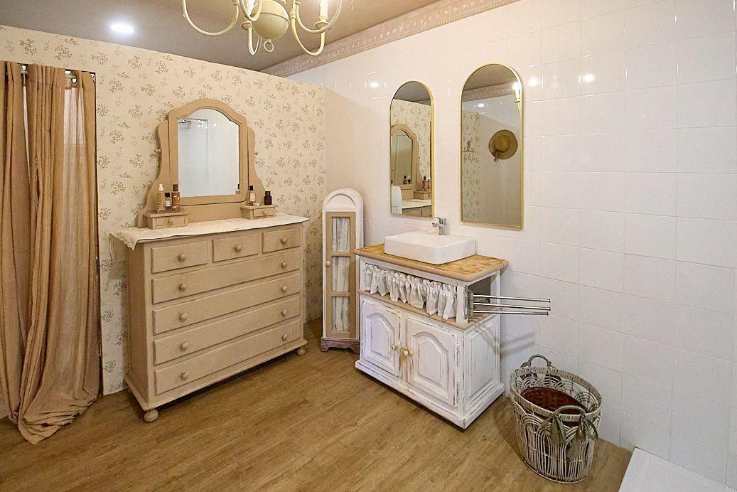 Villa en Tarragona, España 6 dormitorios, 500 m2 No. 180526