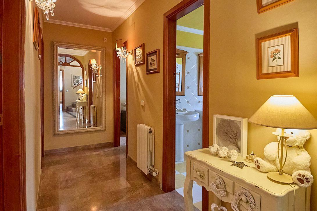 Villa en Tarragona, España 6 dormitorios, 500 m2 No. 180526