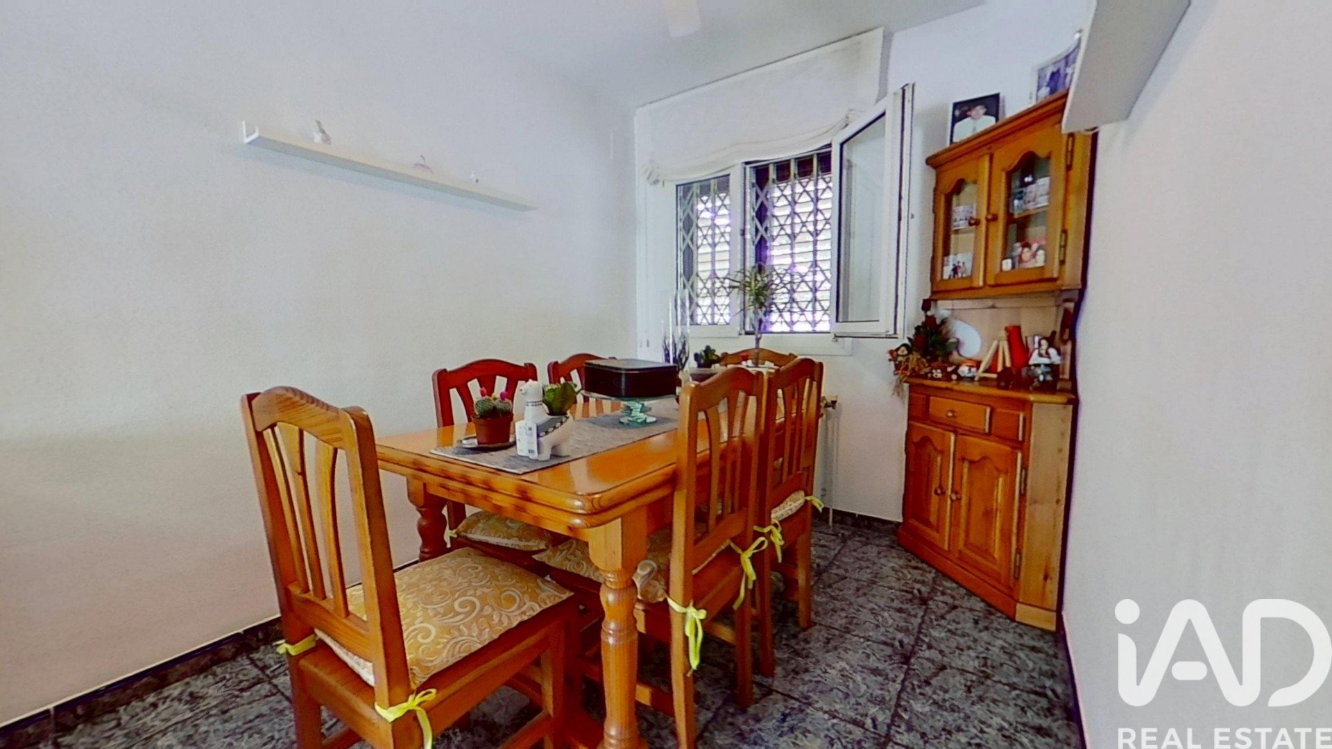 Māja El Vendrell, Tarragona, Spānijā 4 istabas, 147 m2 Nr. 172353
