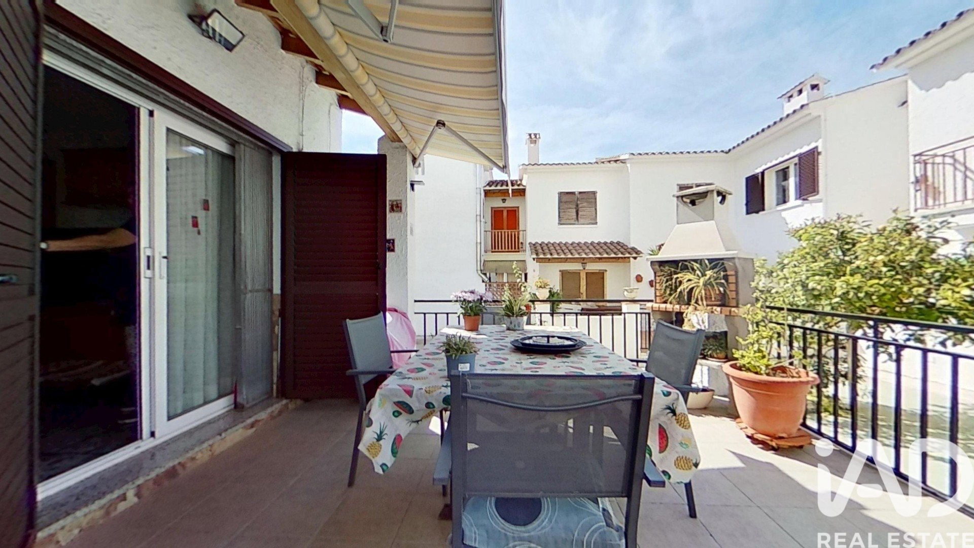 Māja El Vendrell, Tarragona, Spānijā 4 istabas, 147 m2 Nr. 172353