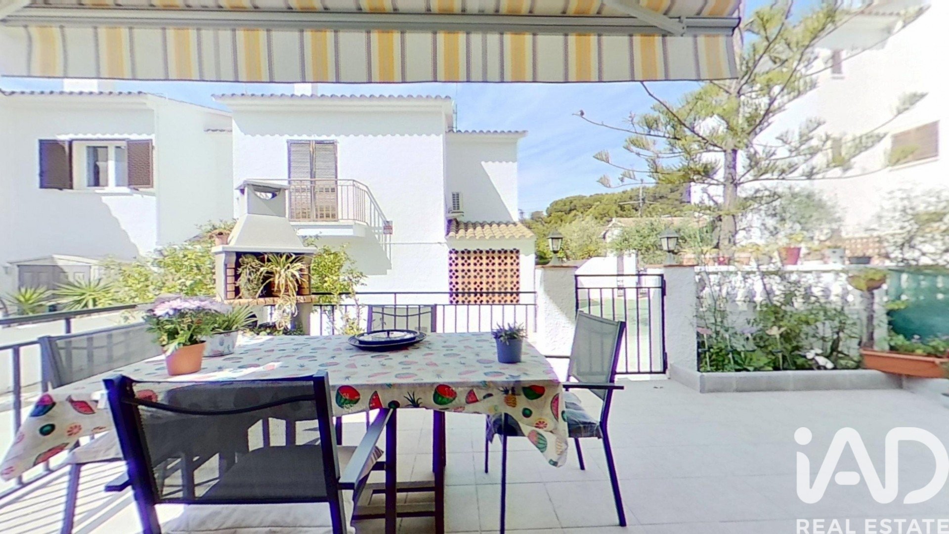Māja El Vendrell, Tarragona, Spānijā 4 istabas, 147 m2 Nr. 172353