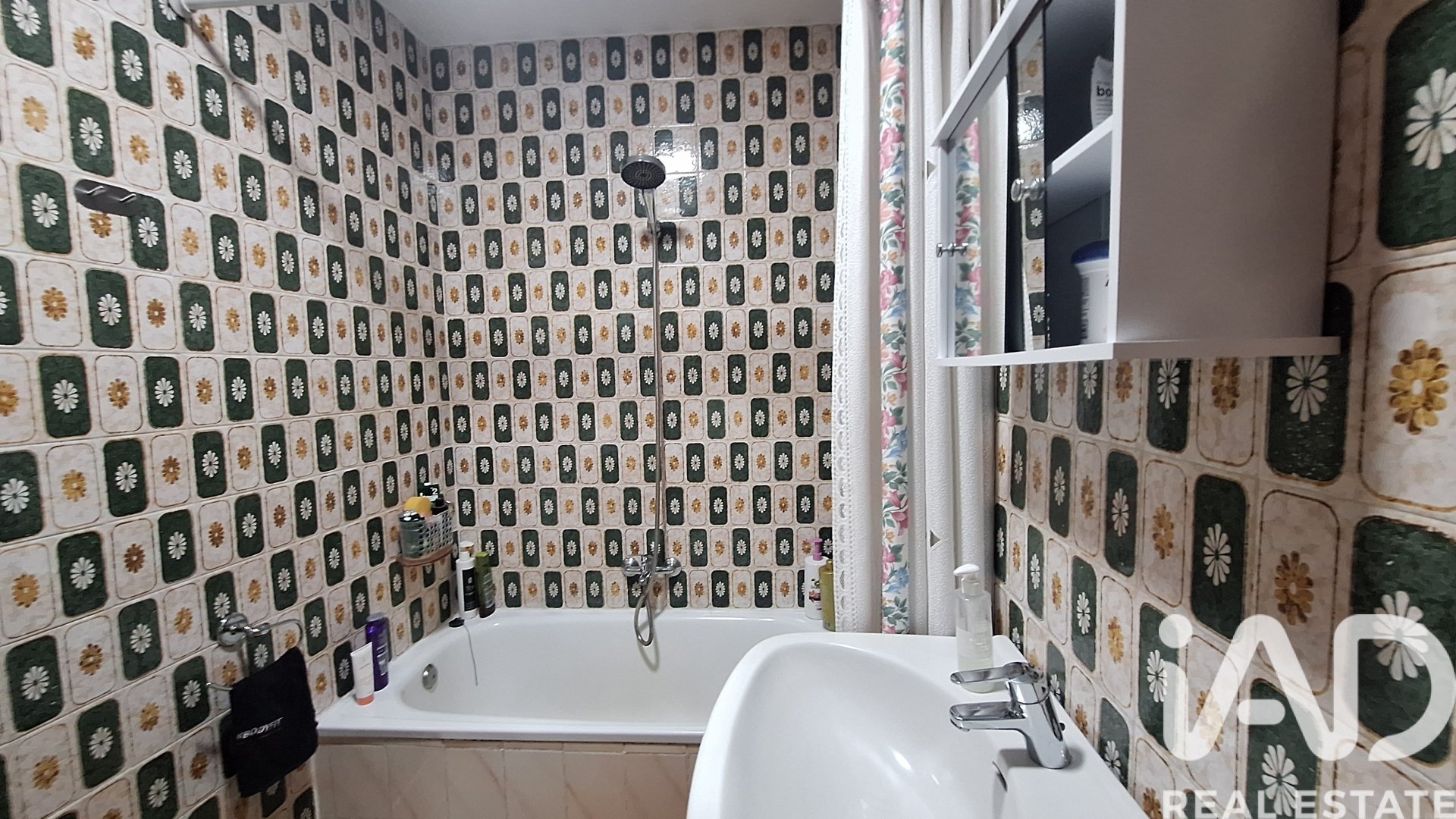 Huoneisto Valencia, Espanja 3 makuuhuonetta, 98 m2 No. 172358