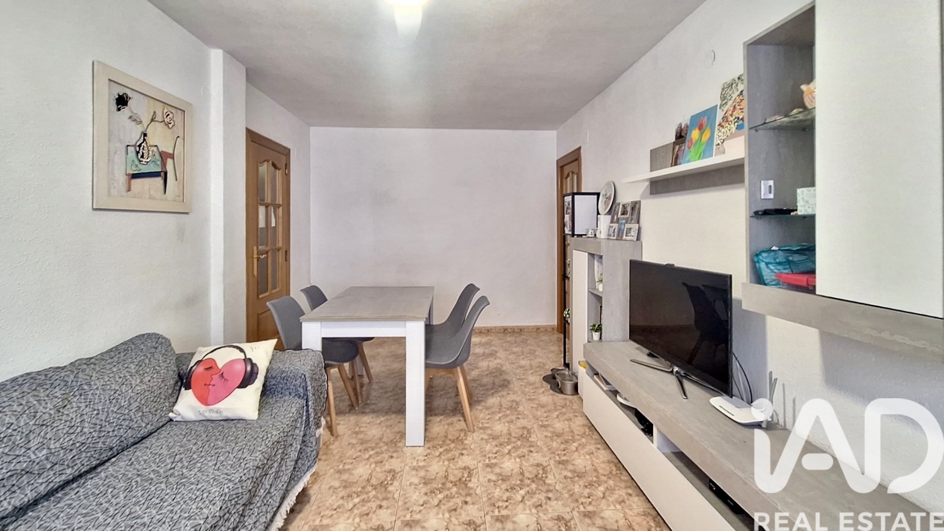 Huoneisto Valencia, Espanja 3 makuuhuonetta, 98 m2 No. 172358