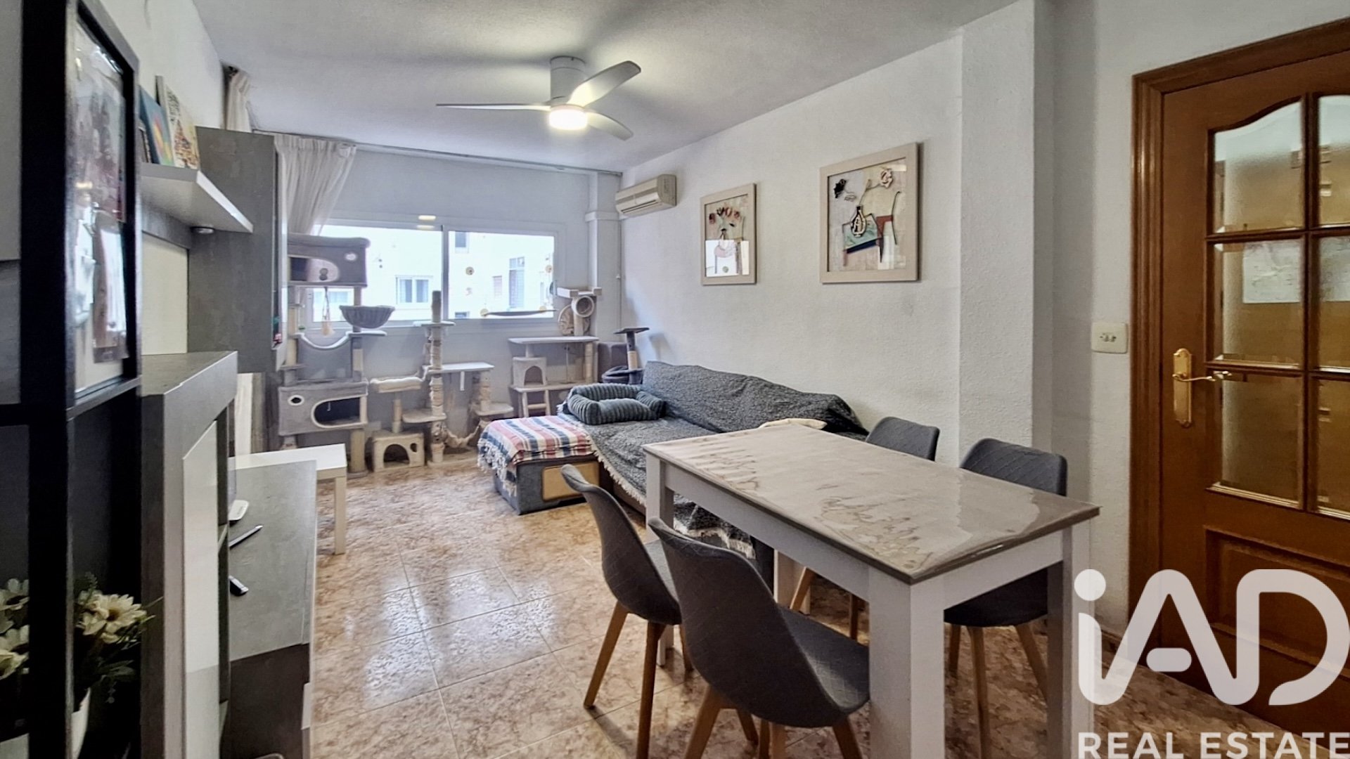 Huoneisto Valencia, Espanja 3 makuuhuonetta, 98 m2 No. 172358