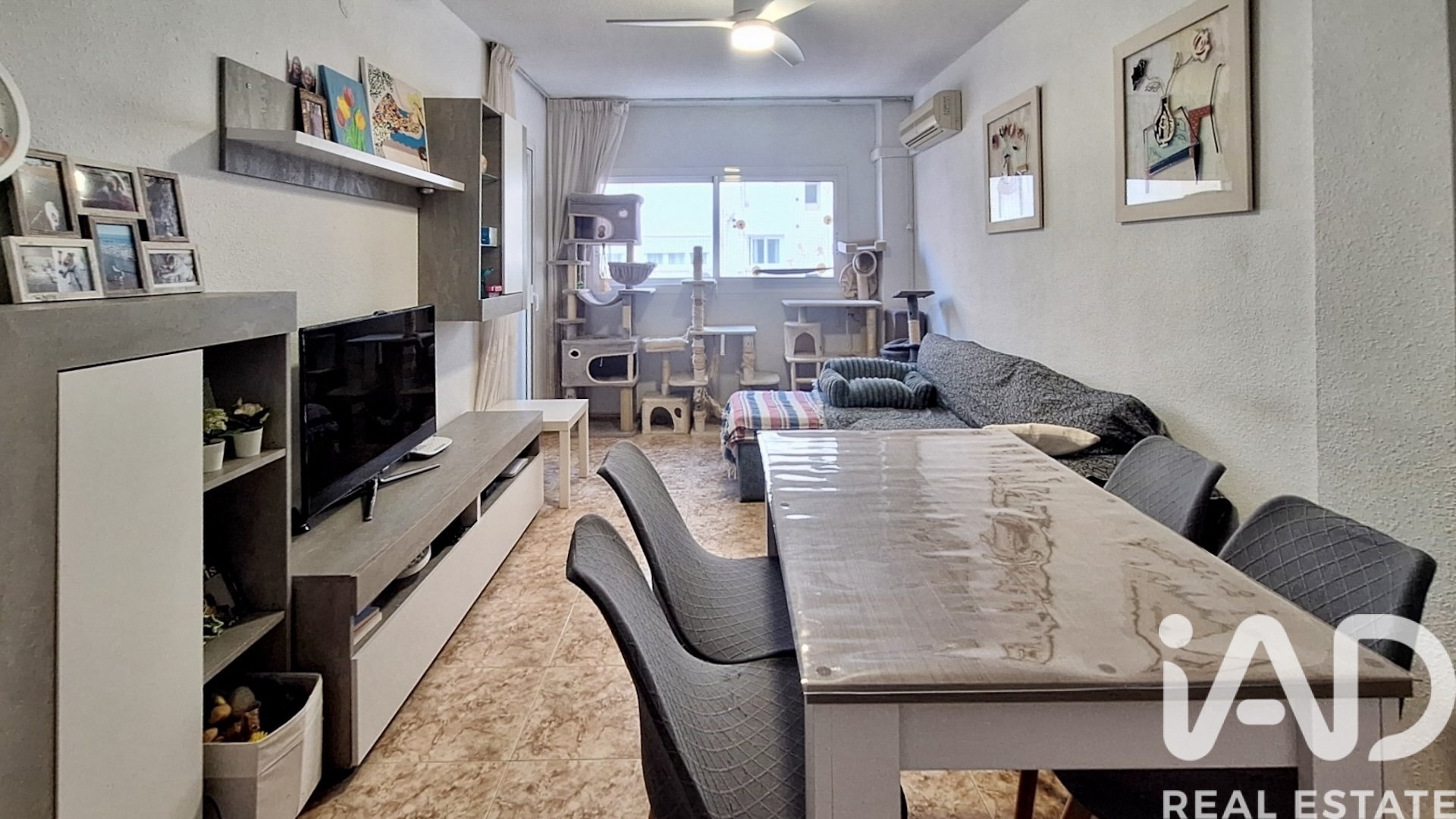 Huoneisto Valencia, Espanja 3 makuuhuonetta, 98 m2 No. 172358