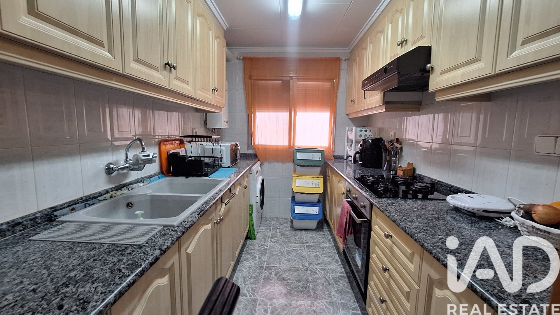 Huoneisto Valencia, Espanja 3 makuuhuonetta, 98 m2 No. 172358