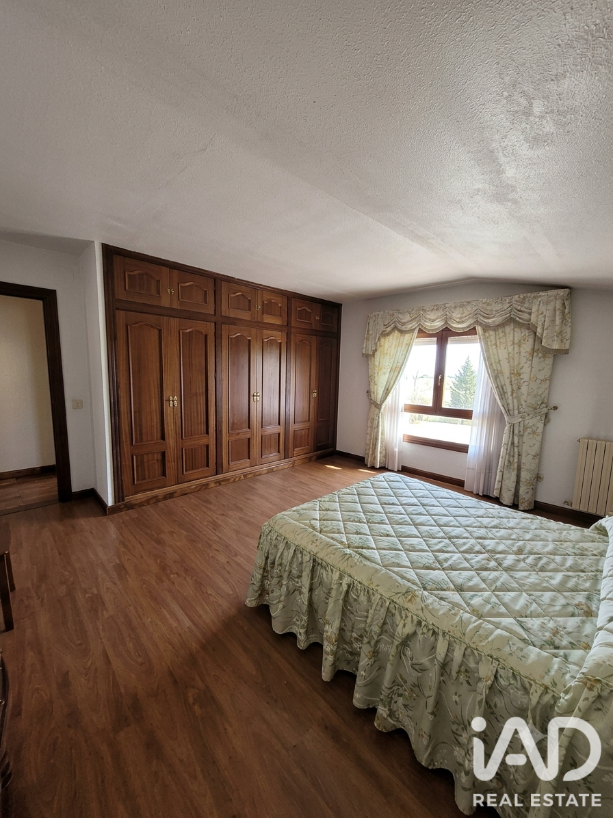 Casa a Chozas de Abajo, Leon, Spagna 4 camere da letto, 400 mq. N° 188186