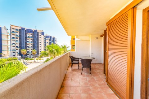 Apartament w Punta Prima, Alicante, Hiszpania 2 sypialnie, 62 mkw. nr 137565
