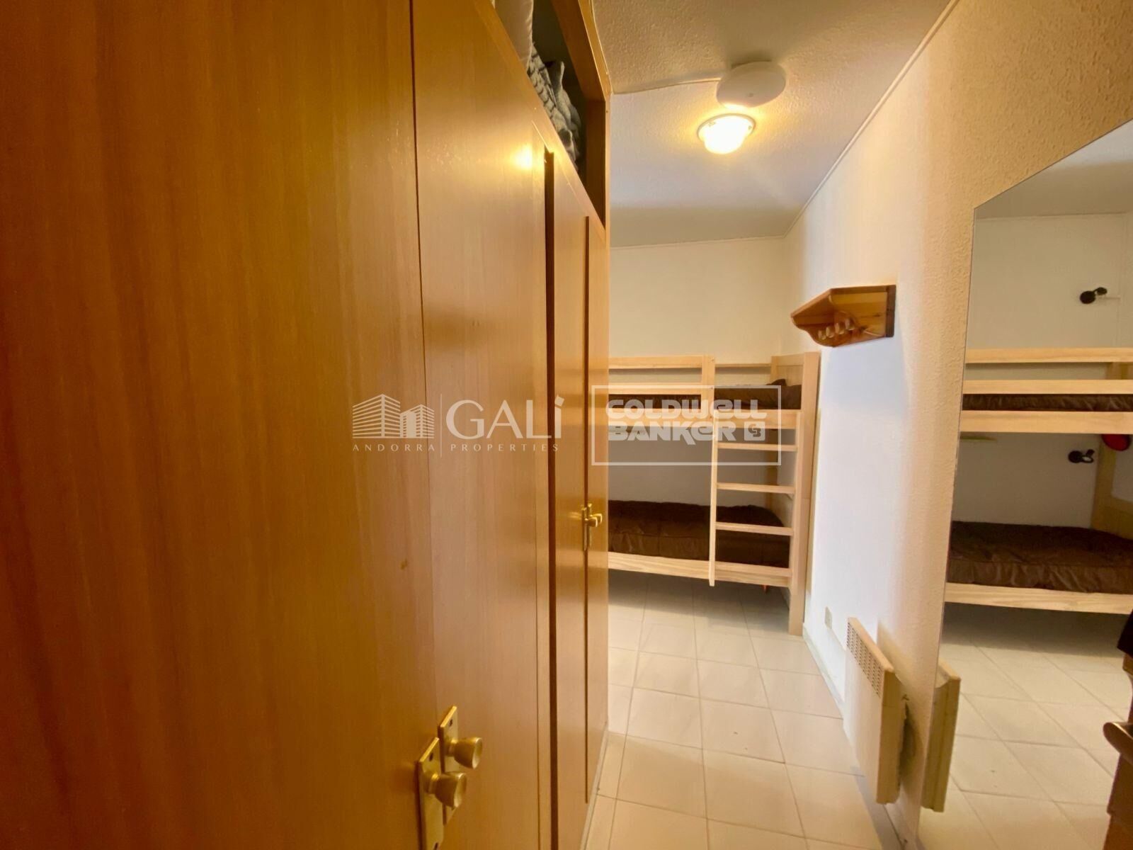 Apartment à Principado De Andorra (Ninguna Poblacion Tiene C.P.), Lleida, Espagne 52 m2 No. 178410