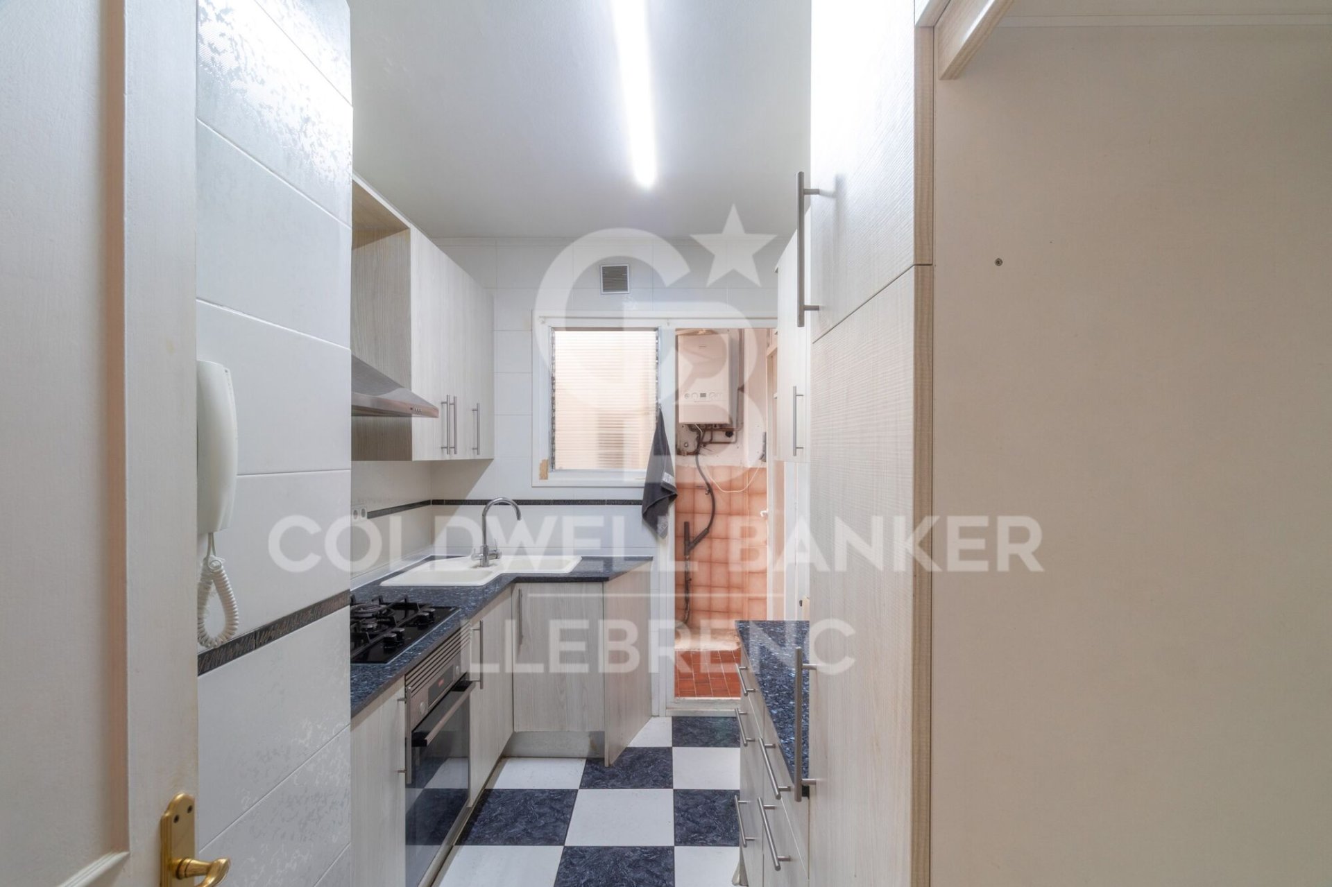 Huoneisto Barcelona, Espanja 2 makuuhuonetta, 70 m2 No. 178405