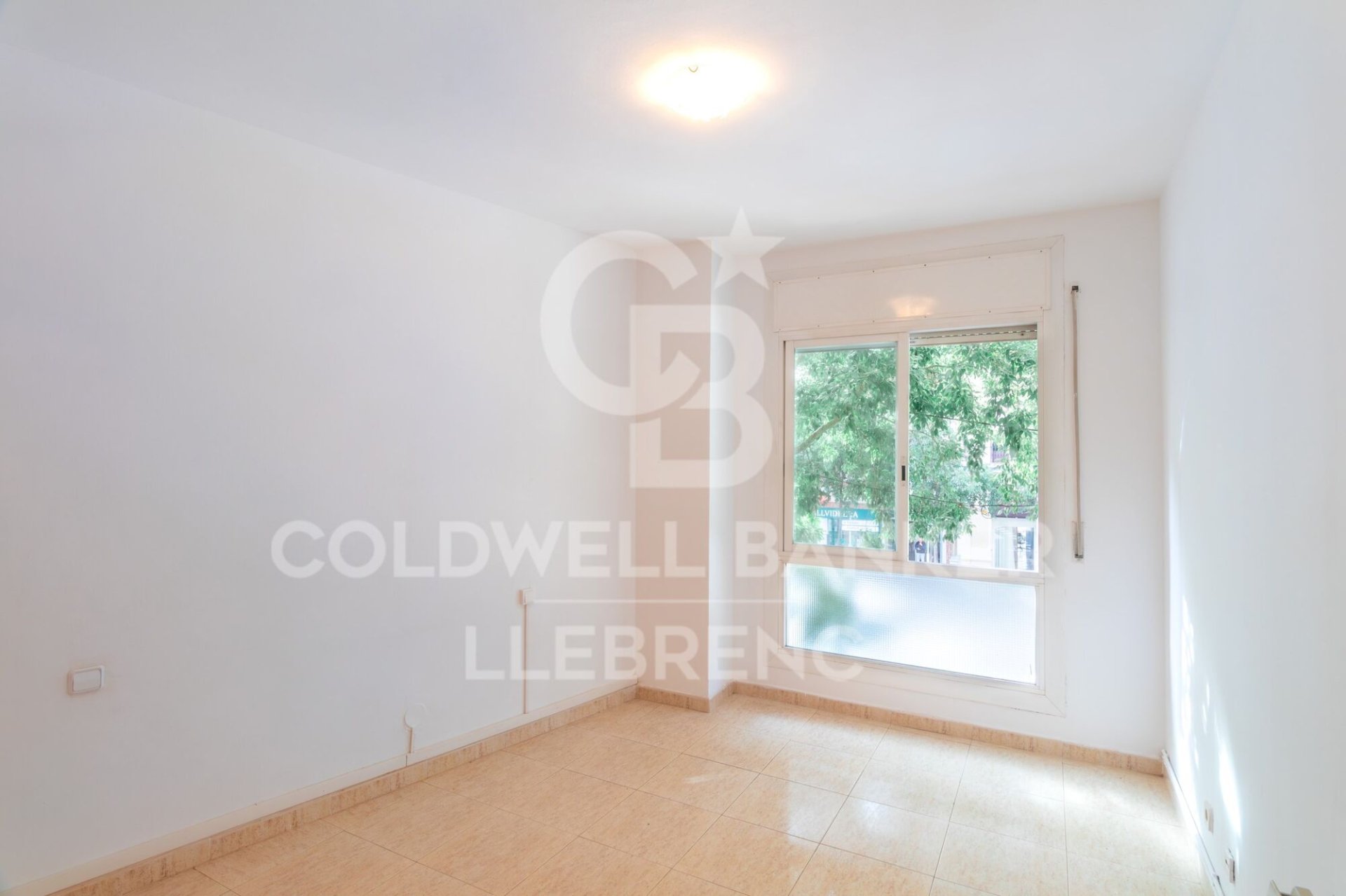 Huoneisto Barcelona, Espanja 2 makuuhuonetta, 70 m2 No. 178405
