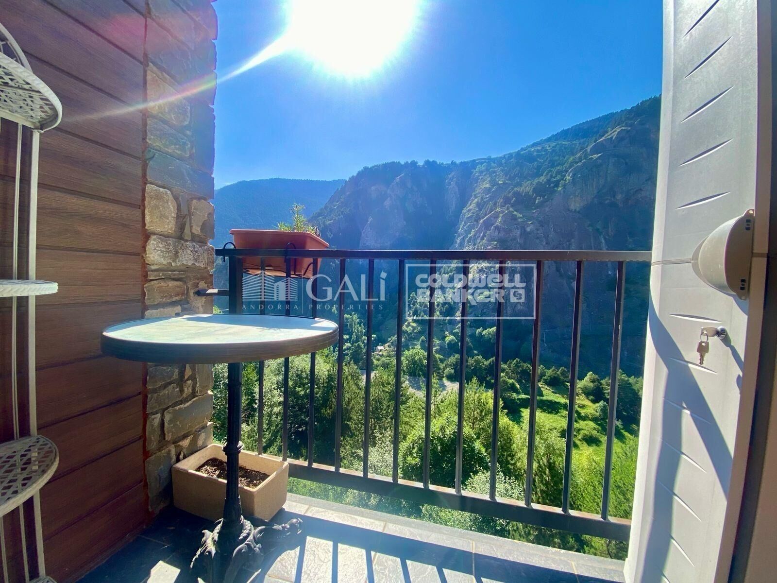 Apartment à Principado De Andorra (Ninguna Poblacion Tiene C.P.), Lleida, Espagne 2 chambres, 73 m2 No. 178408