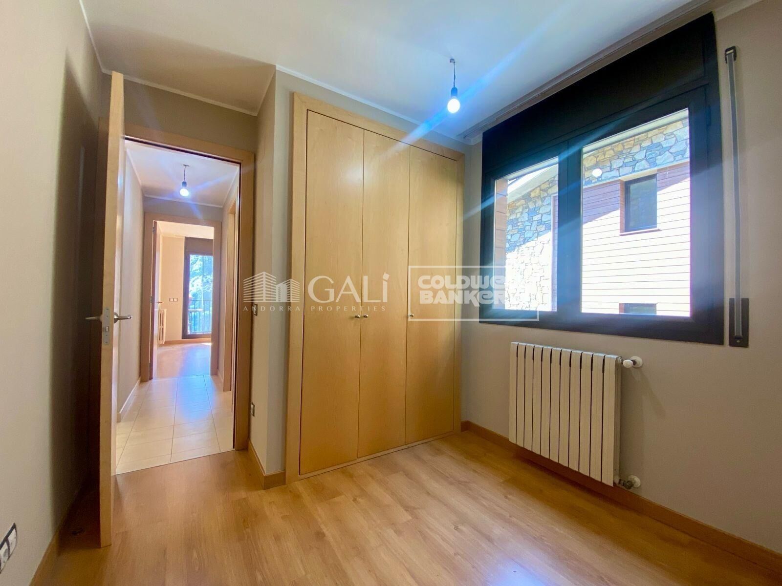 Apartment à Principado De Andorra (Ninguna Poblacion Tiene C.P.), Lleida, Espagne 2 chambres, 73 m2 No. 178408