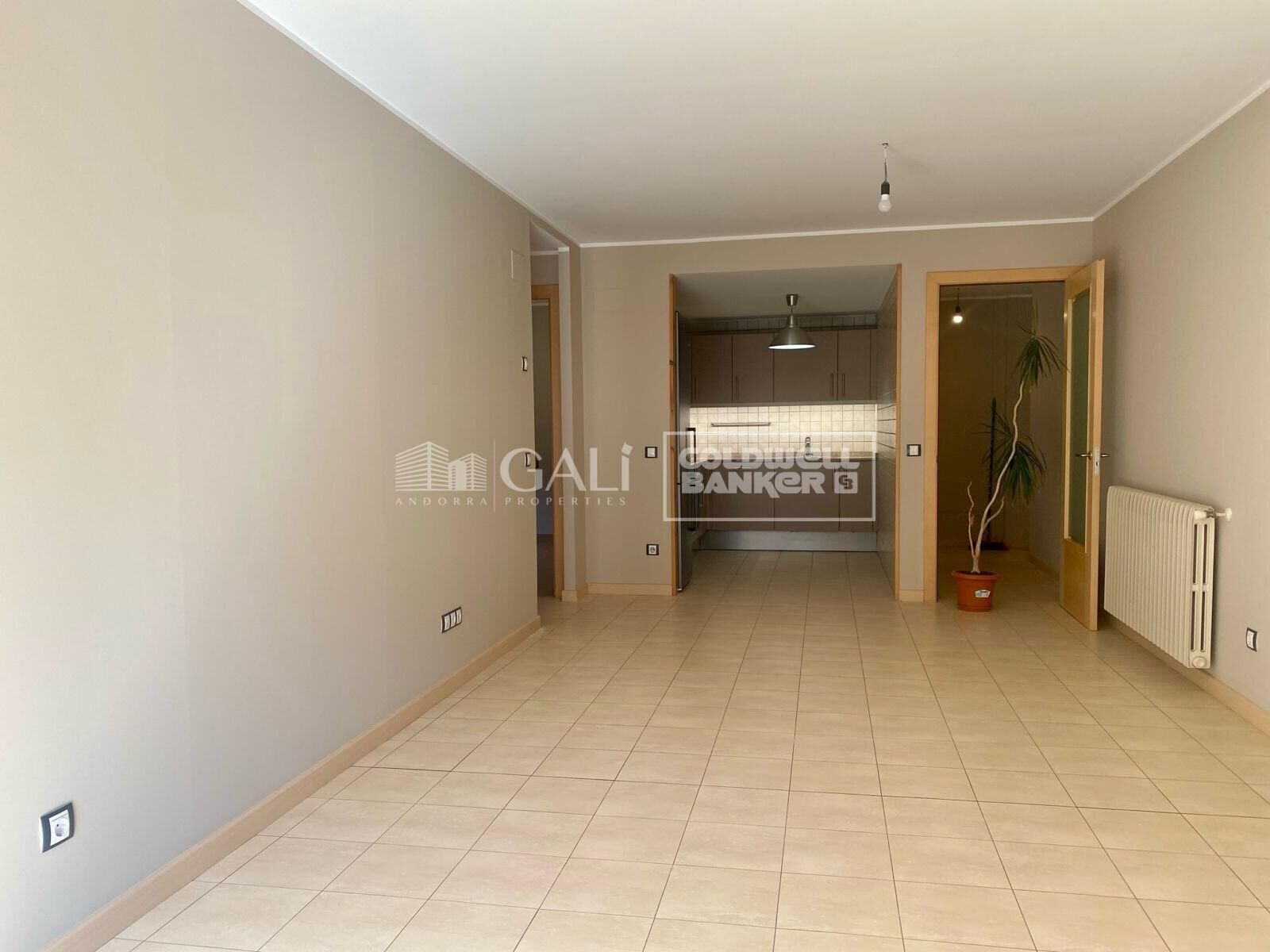 Apartment à Principado De Andorra (Ninguna Poblacion Tiene C.P.), Lleida, Espagne 2 chambres, 73 m2 No. 178408