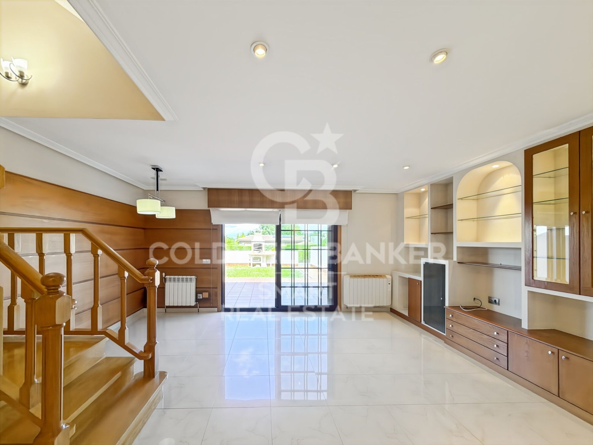 House in Oleiros, A Coruna, Spanien 3 Schlafzimmer, 281 m2 Nr. 178407