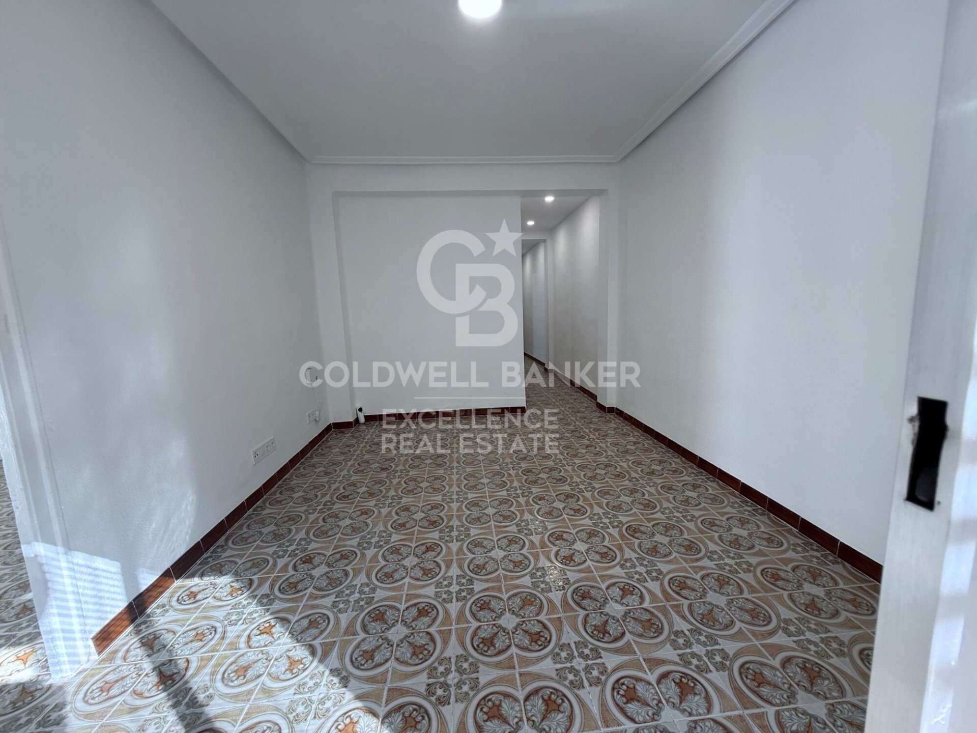Appartamento a Valencia, Spagna 3 camere da letto, 63 mq. N° 178406