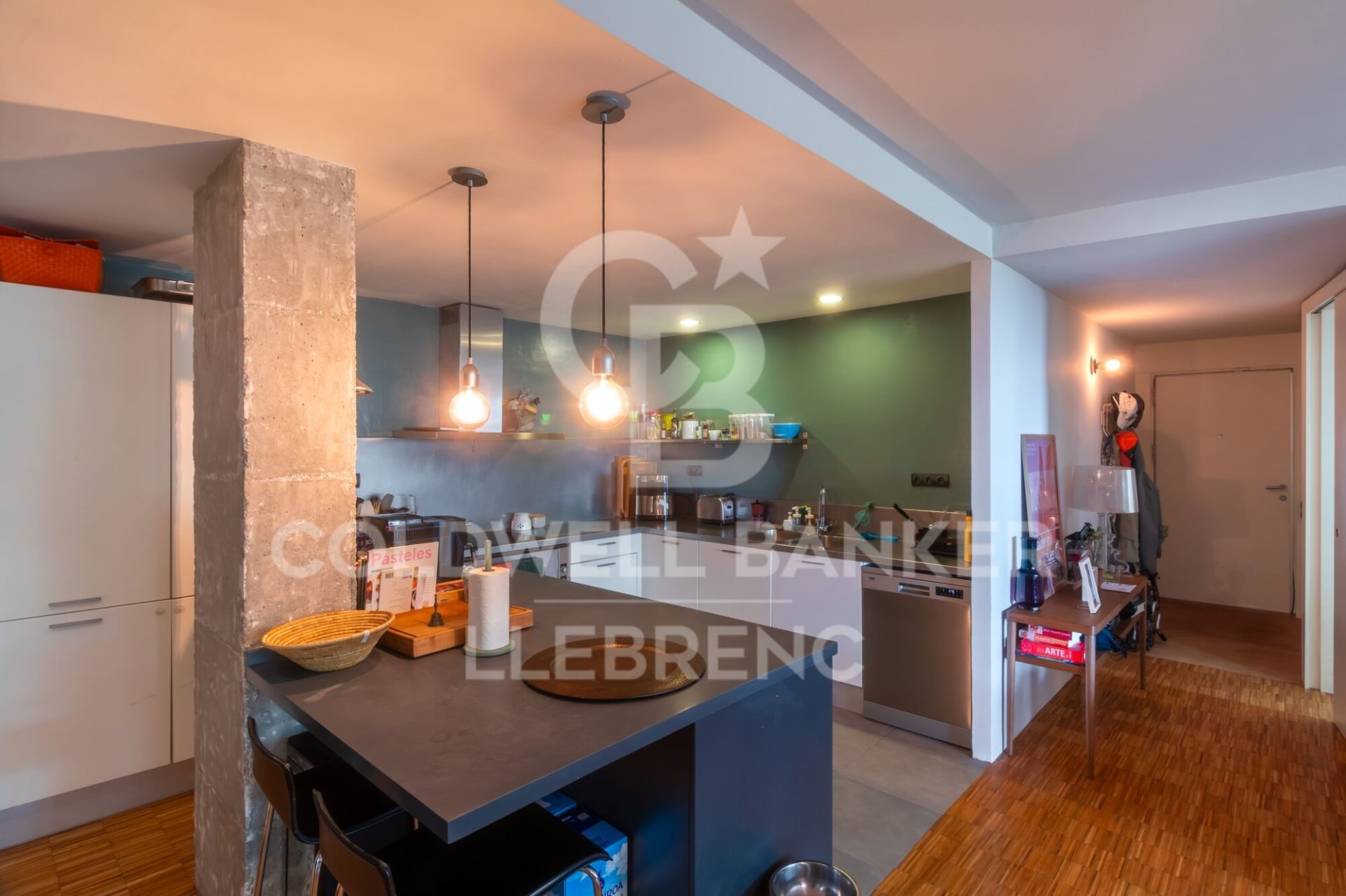 Wohnung in Barcelona, Spanien 2 Schlafzimmer, 110 m2 Nr. 178404