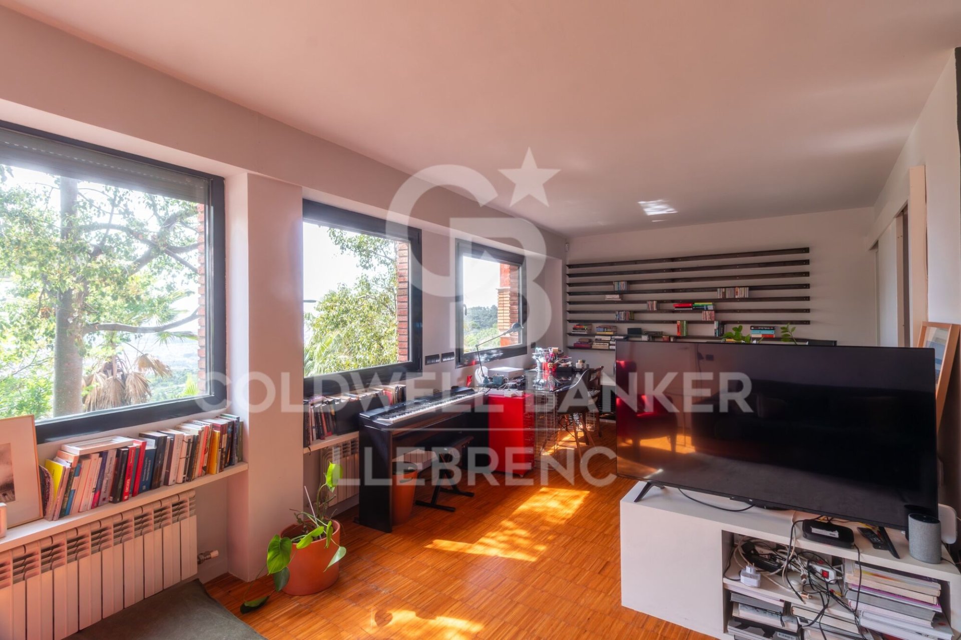 Wohnung in Barcelona, Spanien 2 Schlafzimmer, 110 m2 Nr. 178404