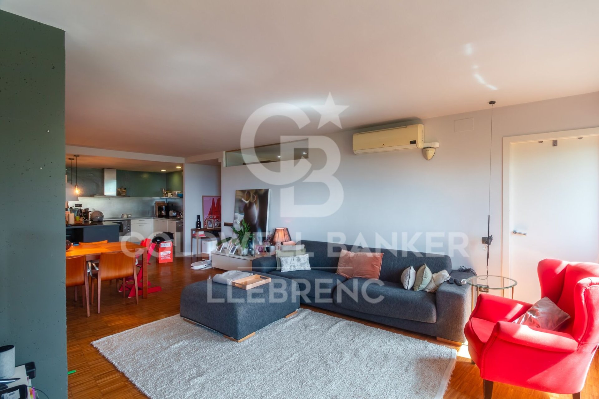 Wohnung in Barcelona, Spanien 2 Schlafzimmer, 110 m2 Nr. 178404