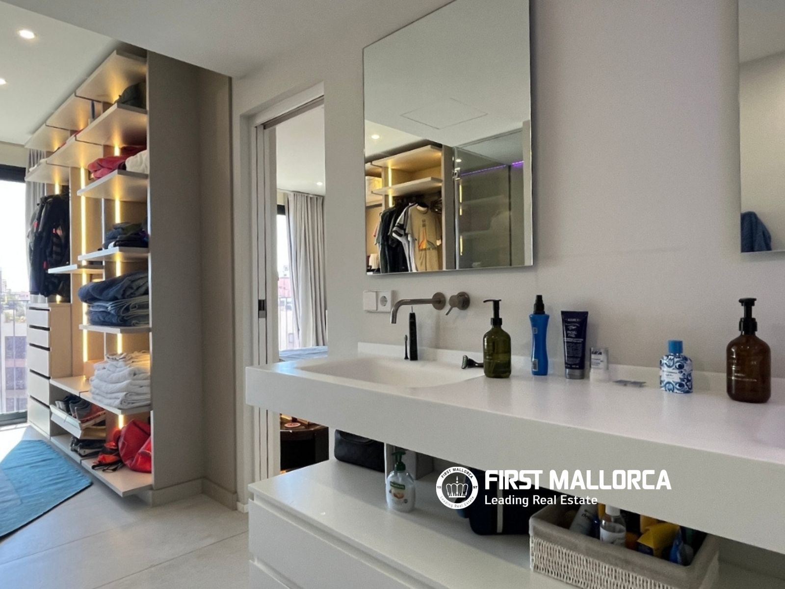 Penthouse in Palma de Majorca, Mallorca, Spain 2 bedrooms, 166 sq.m. No. 196750