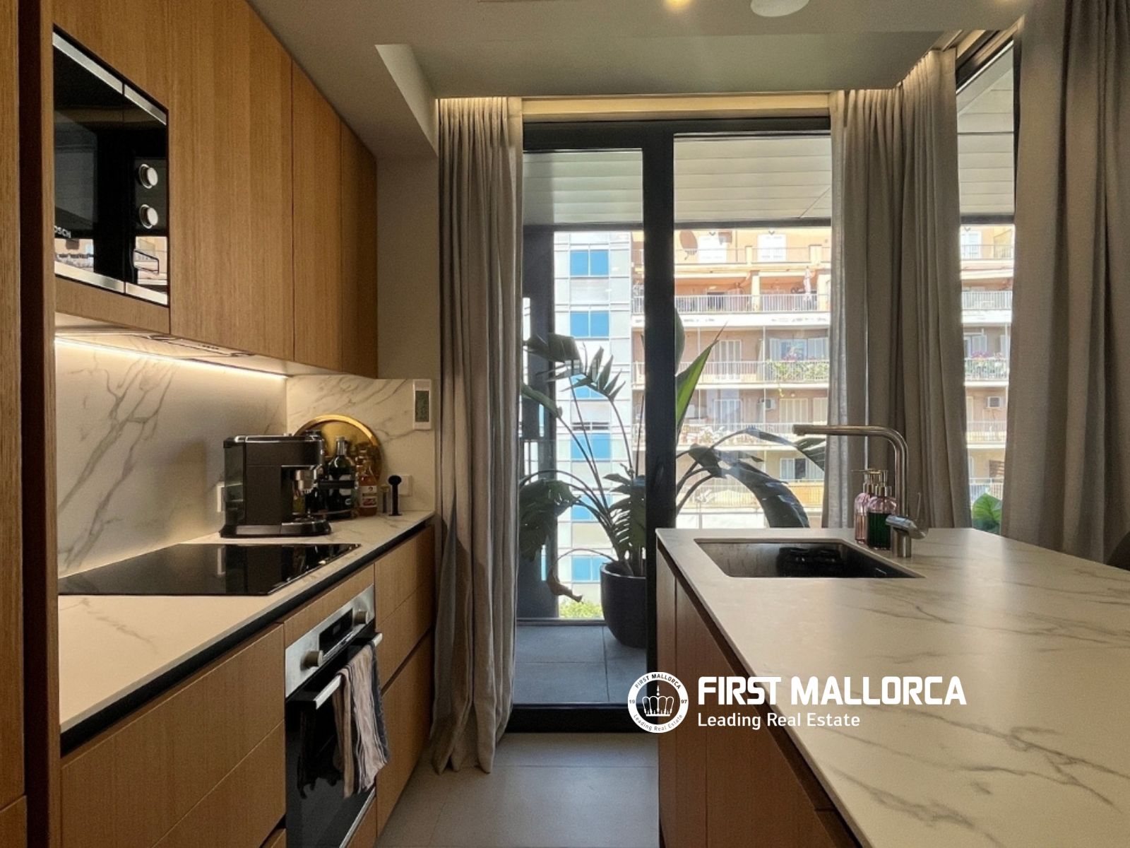 Penthouse in Palma de Majorca, Mallorca, Spain 2 bedrooms, 166 sq.m. No. 196750