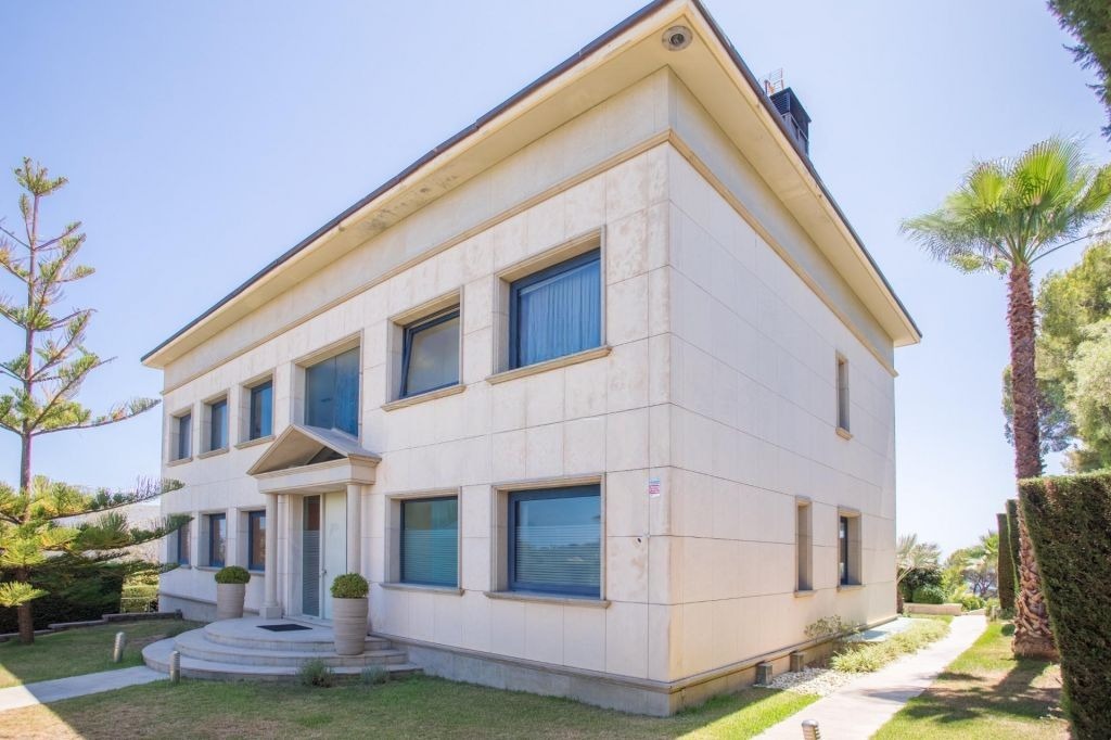 Сasa en Sant Andreu de Llavaneres, Barcelona, España 7 dormitorios,  No. 140881