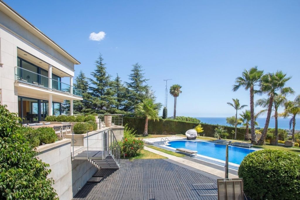 Сasa en Sant Andreu de Llavaneres, Barcelona, España 7 dormitorios,  No. 140881