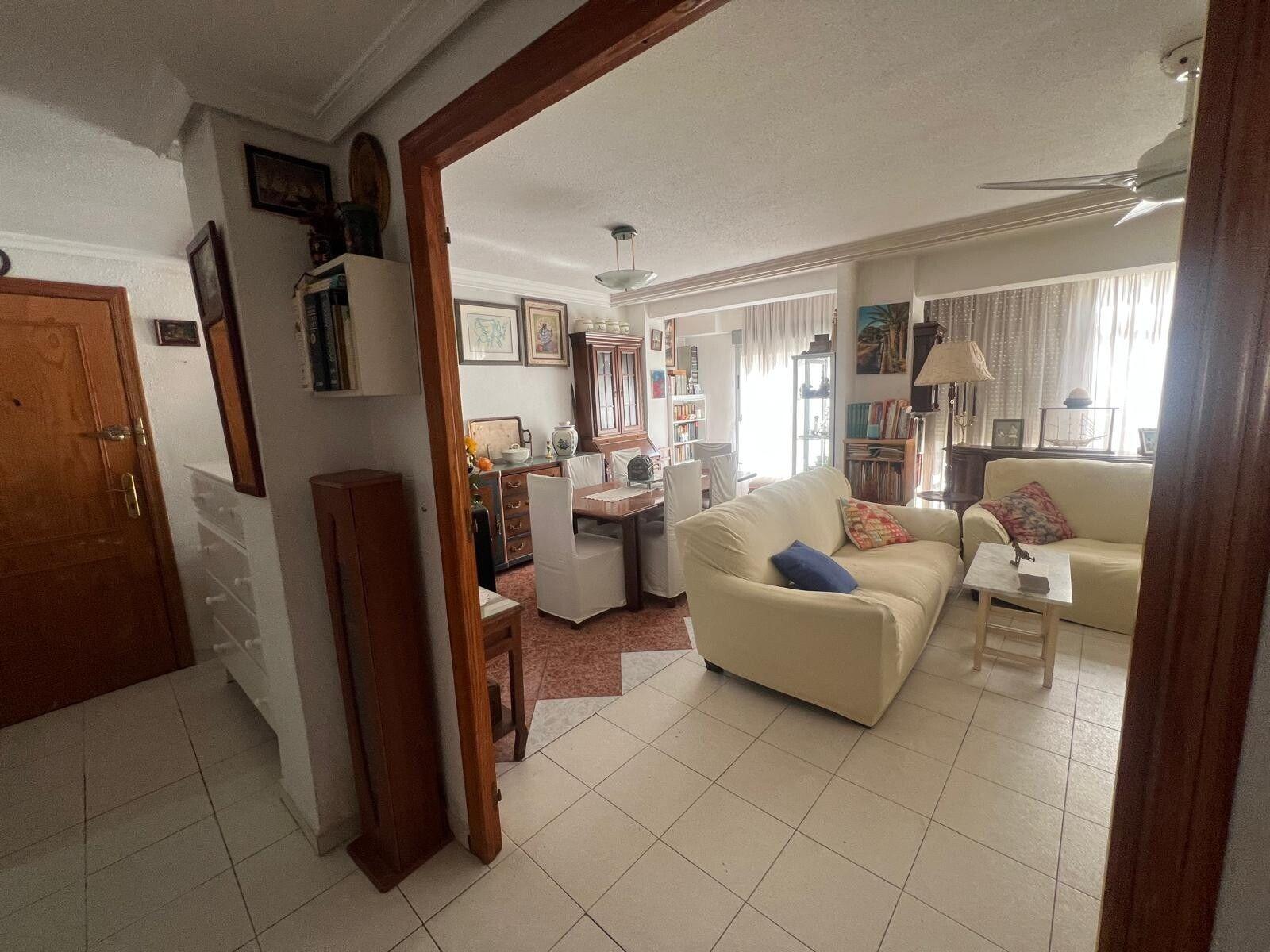 Wohnung in Torrevieja, Alicante, Spanien 3 Schlafzimmer, 100 m2 Nr. 191780
