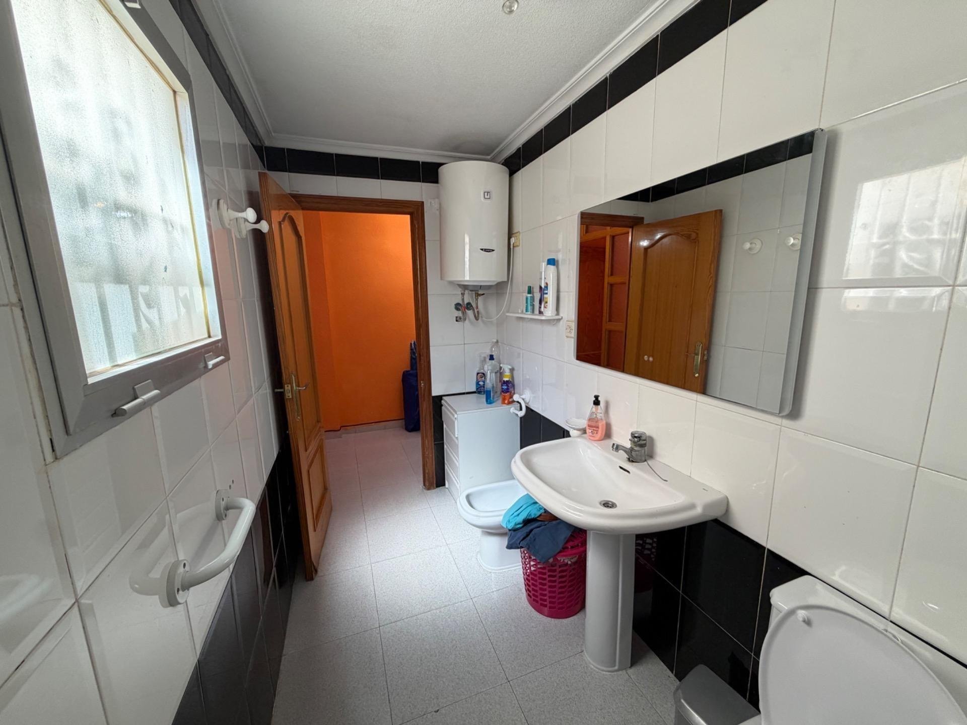 Apartament w Torrevieja, Alicante, Hiszpania 2 sypialnie, 190 mkw. nr 191782