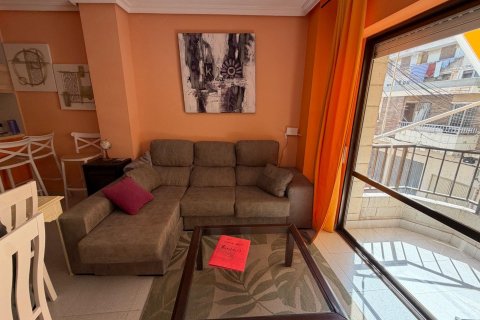 Apartment in Torrevieja, Alicante, Spain 2 bedrooms, 190 sq.m. No. 191782