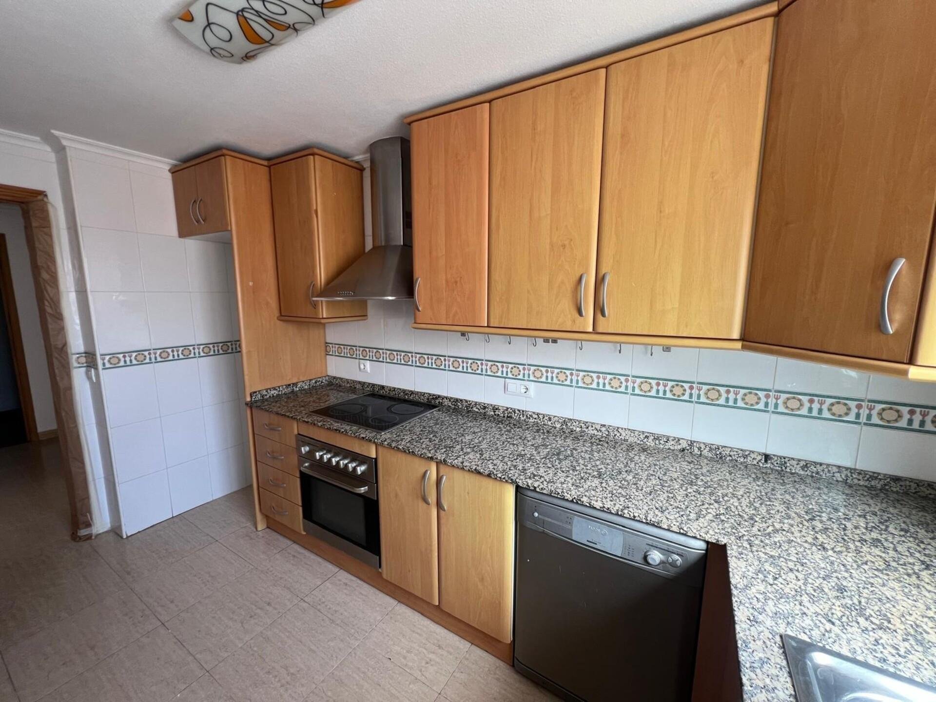 Apartament w Torrevieja, Alicante, Hiszpania 2 sypialnie, 80 mkw. nr 191781