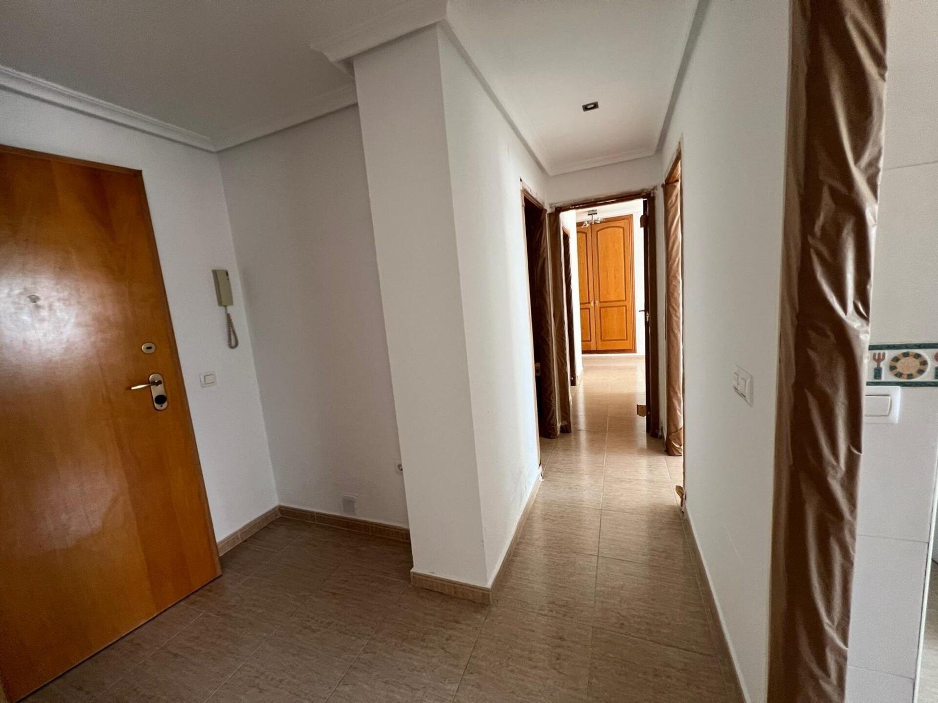 Apartament w Torrevieja, Alicante, Hiszpania 2 sypialnie, 80 mkw. nr 191781