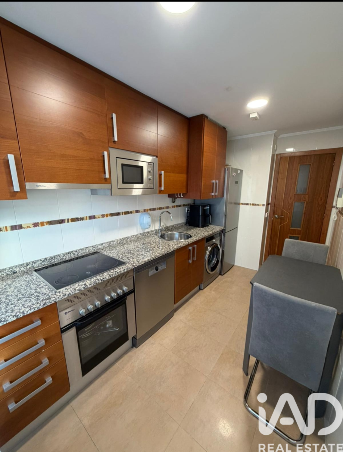 Apartment in Oviedo, Asturias, Spain 2 bedrooms, 69 sq.m. No. 173309