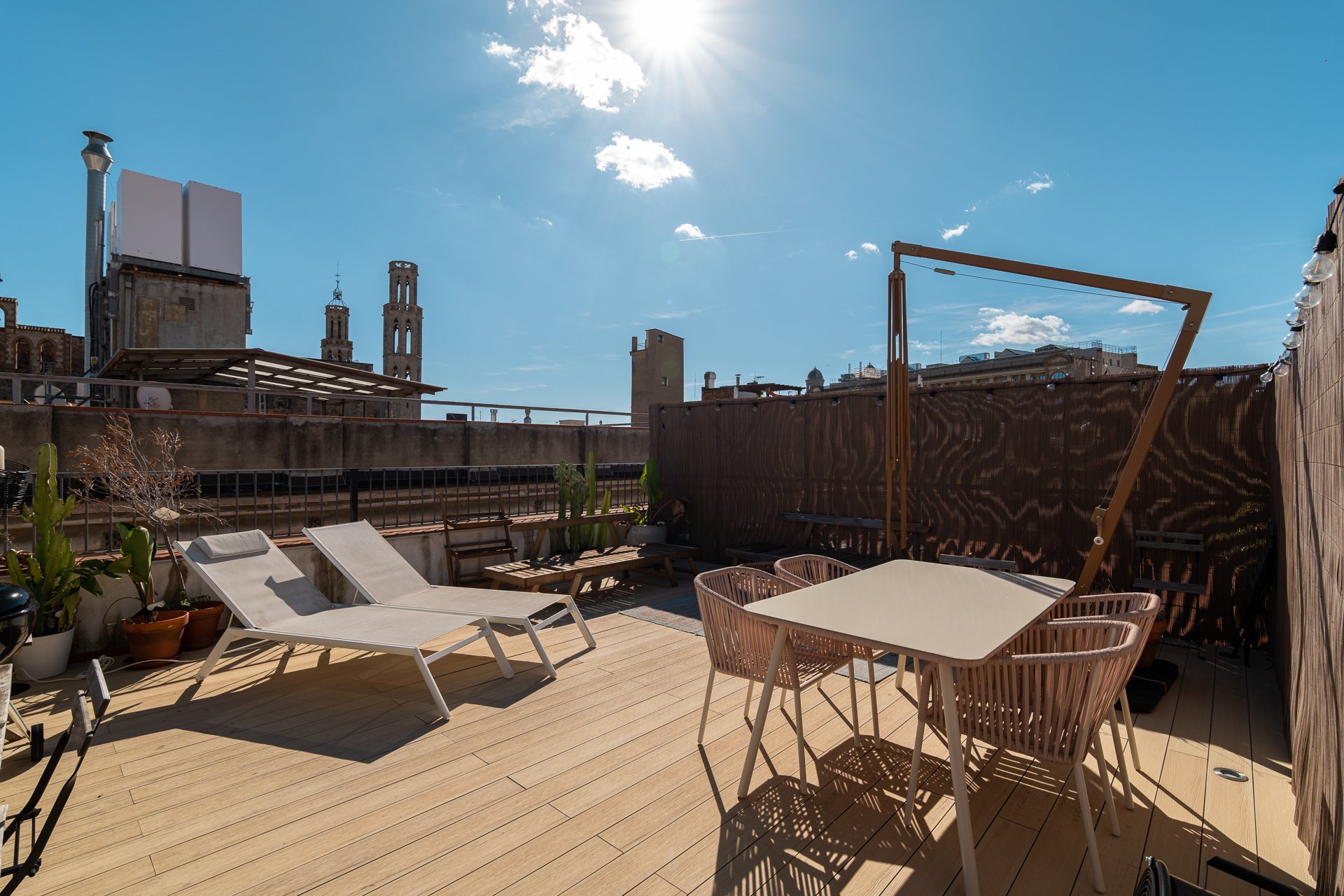 Apartment à Ciutat Vella, Barcelona, Espagne 3 chambres, 172 m2 No. 140577