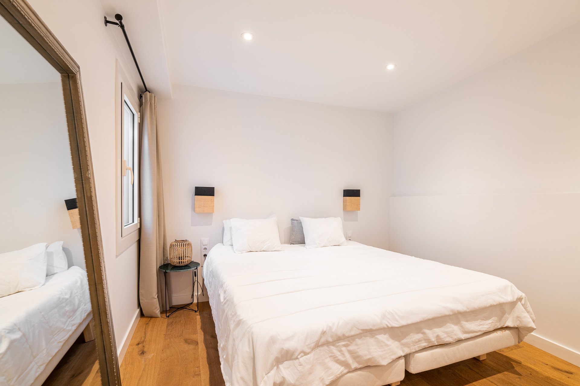 Apartment à Ciutat Vella, Barcelona, Espagne 3 chambres, 172 m2 No. 140577