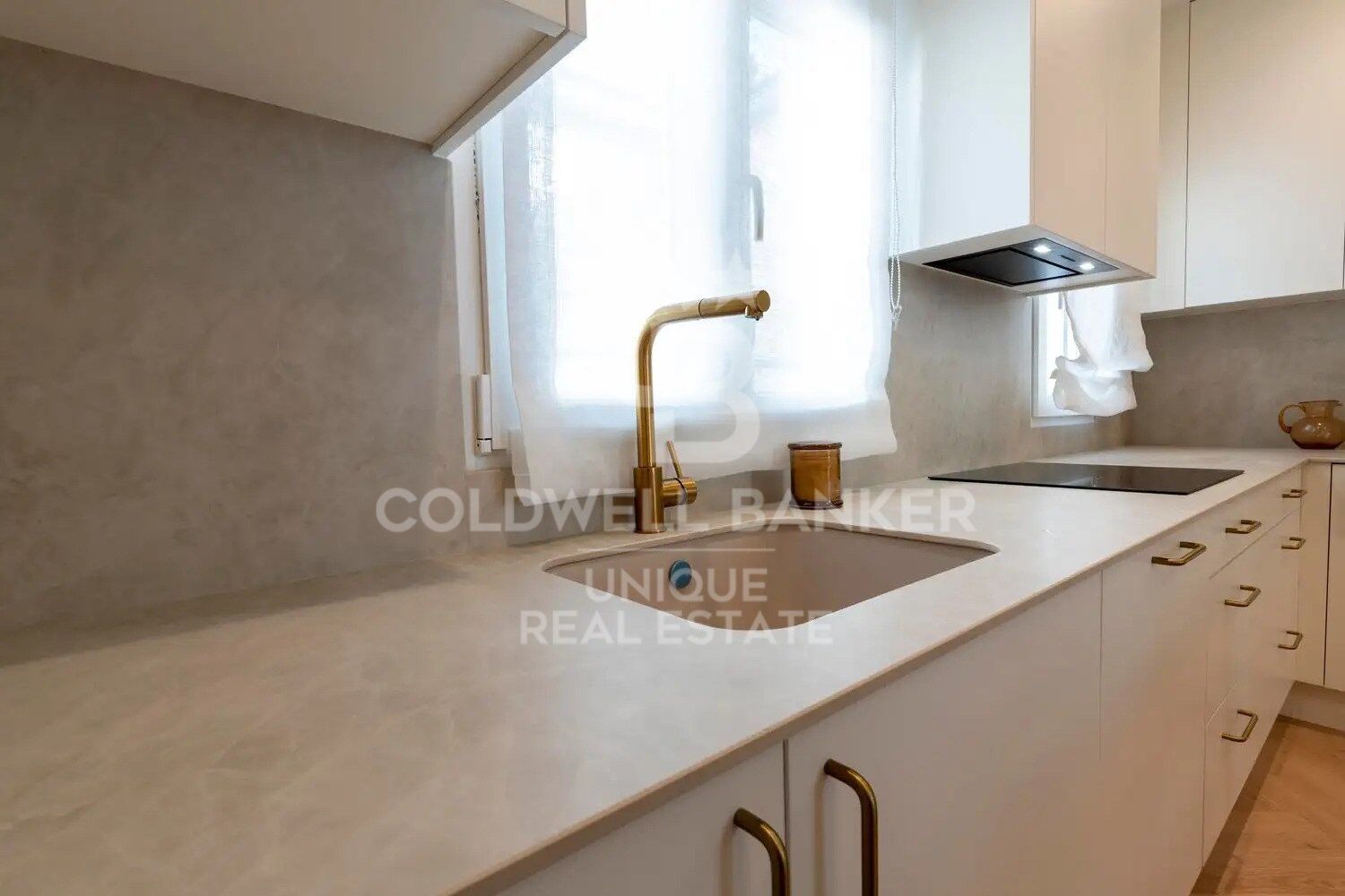 Apartamento en Madrid, España 2 dormitorios, 75 m2 No. 178586