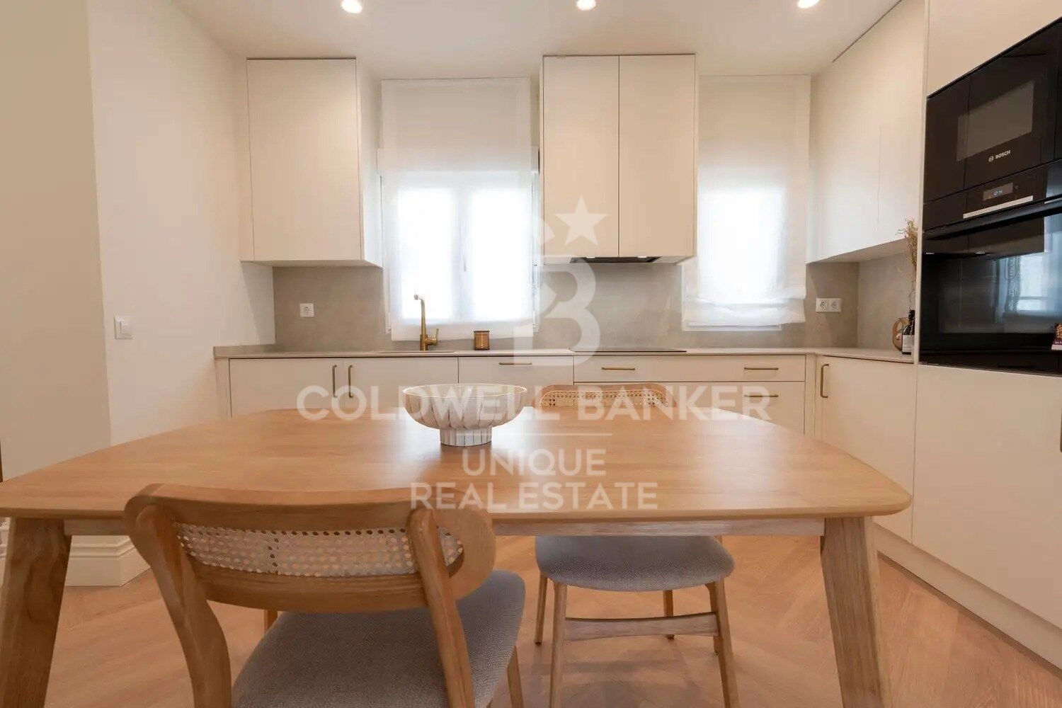 Apartamento en Madrid, España 2 dormitorios, 75 m2 No. 178586