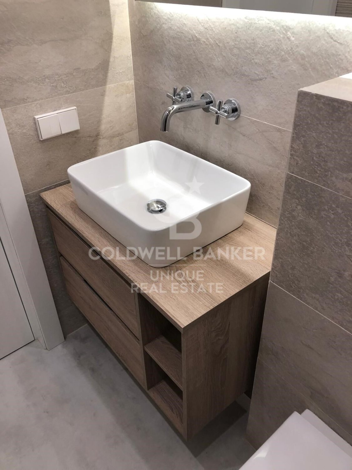 Apartment à Madrid, Espagne 2 chambres, 84 m2 No. 178585