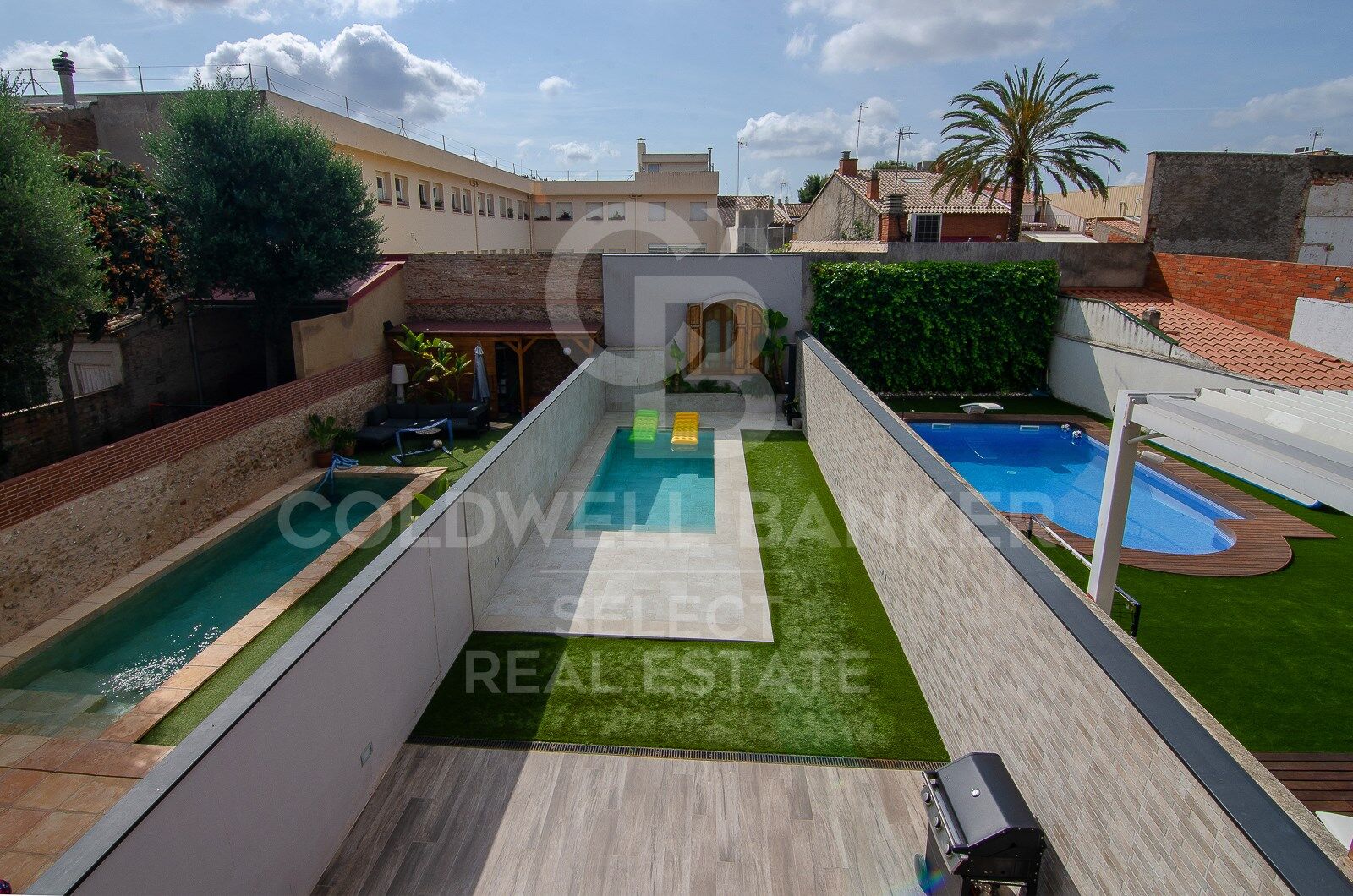 Hus i Sabadell, Barcelona, Spanien 3 sovrum, 347 kvm. Nr. 178584
