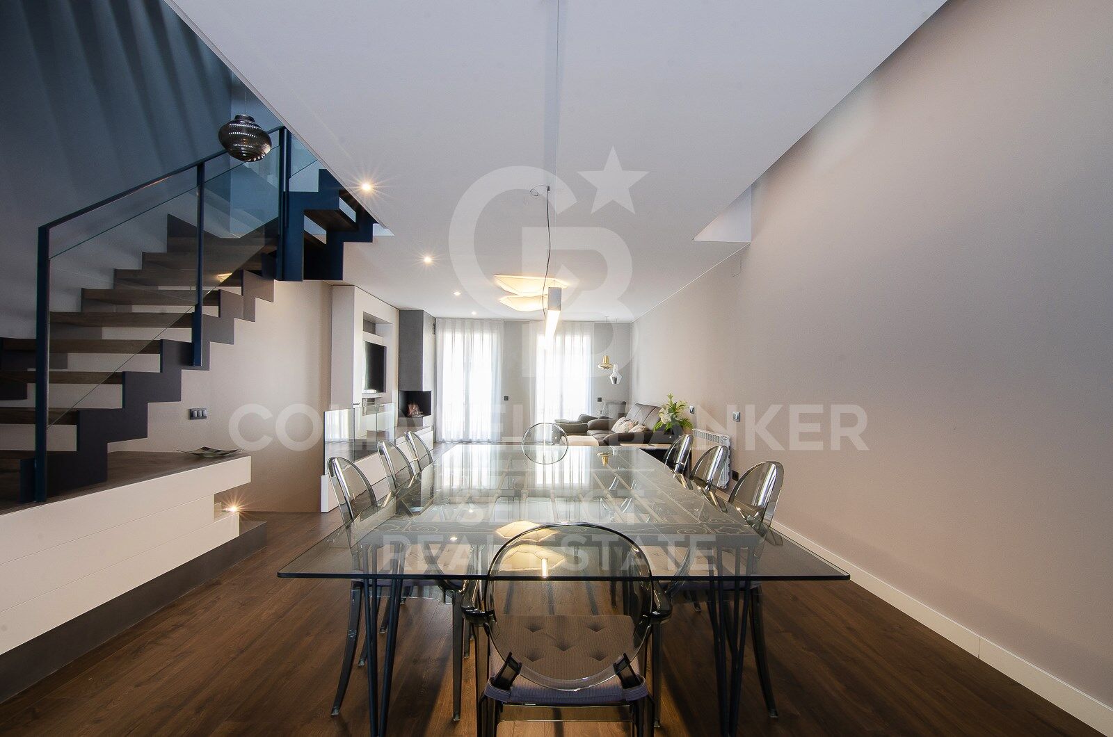 Hus i Sabadell, Barcelona, Spanien 3 sovrum, 347 kvm. Nr. 178584